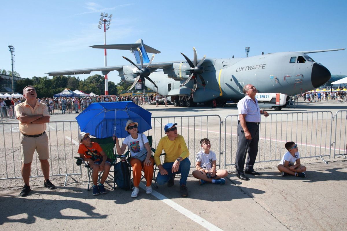 BIAS 2026. Frecce Tricolori și Turkish Stars au făcut senzație sâmbătă la Aeroportul Băneasa. Programul celui mai mare show aerian din România