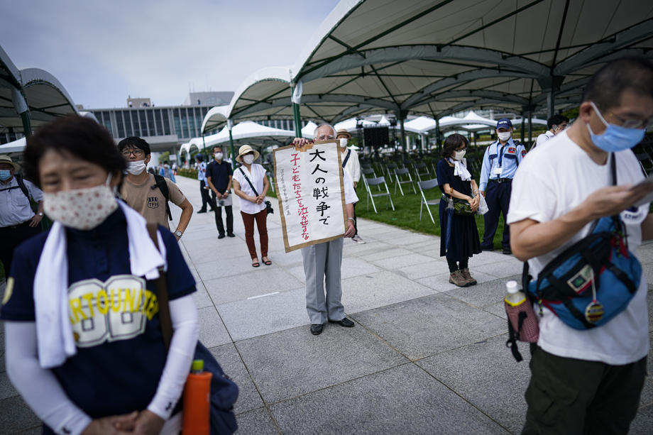 Japonia se reculege la Hiroshima, la 75 de ani de la primul atac nuclear din istorie