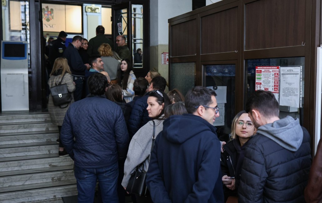 LIVETEXT Alegeri prezidențiale și referendum în Republica Moldova. Rezultate finale: contre între Maia Sandu și Kremlin