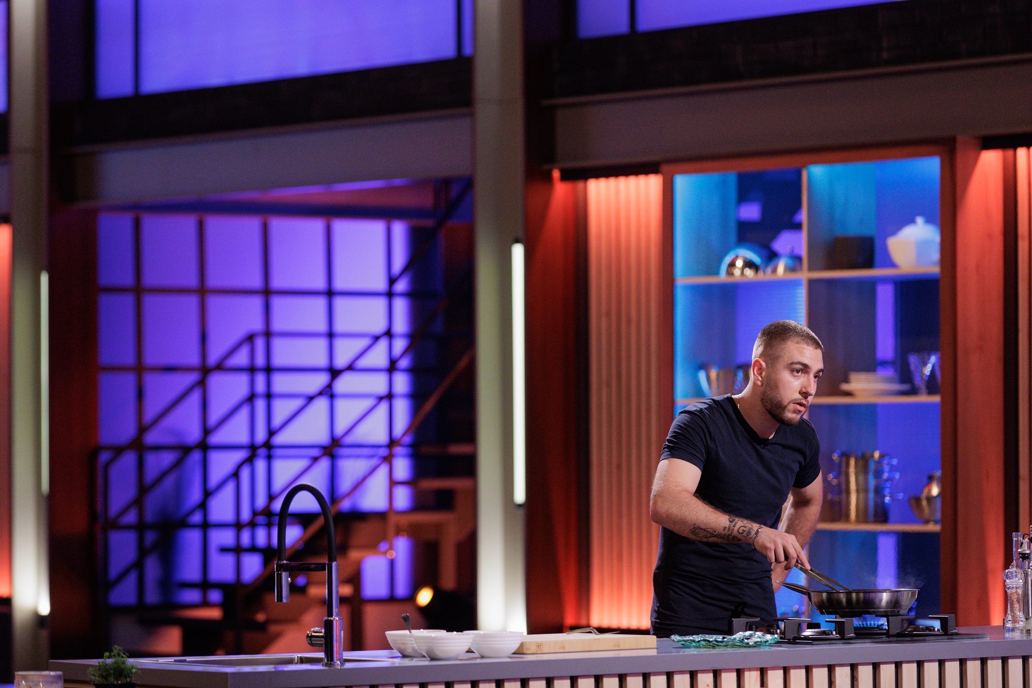 MasterChef 23 septembrie 2024. Cătălin Scărlătescu răbufnește în fața unui concurent. „Ce le faceți? Le-ați înnebunit de creier pe toate?”