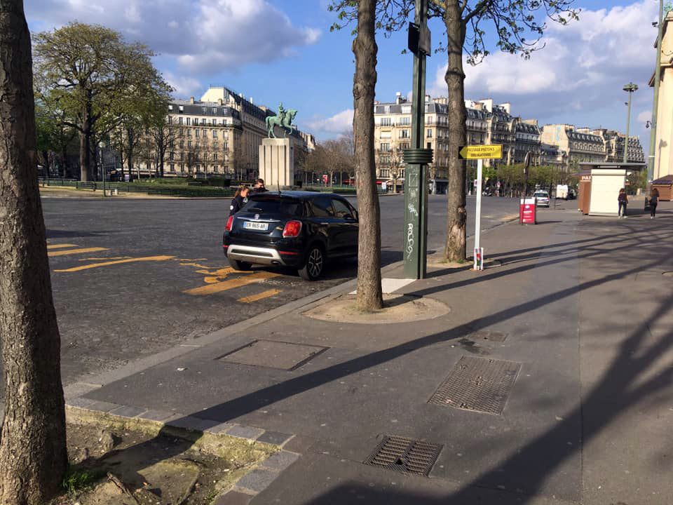 Experiența stranie trăită de un român stabilit de 30 de ani la Paris. ”Metropola e pustie și plutește în aer un sentiment de incertitudine”