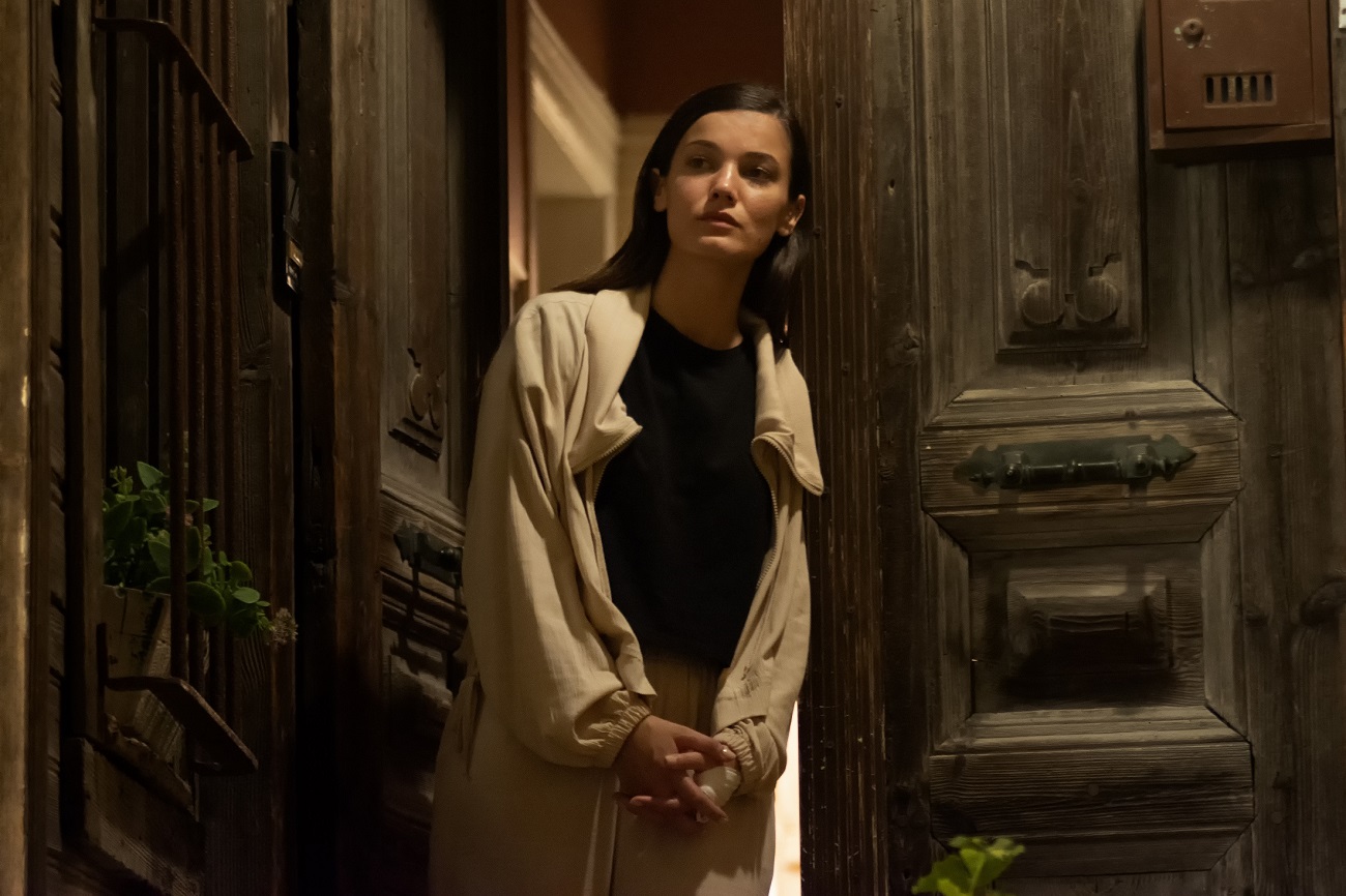 Cine este Pinar Deniz, actrița care joacă rolul avocatei Ceylin în serialul „Secrete de familie”. A pozat pentru revistele Elle și Vogue