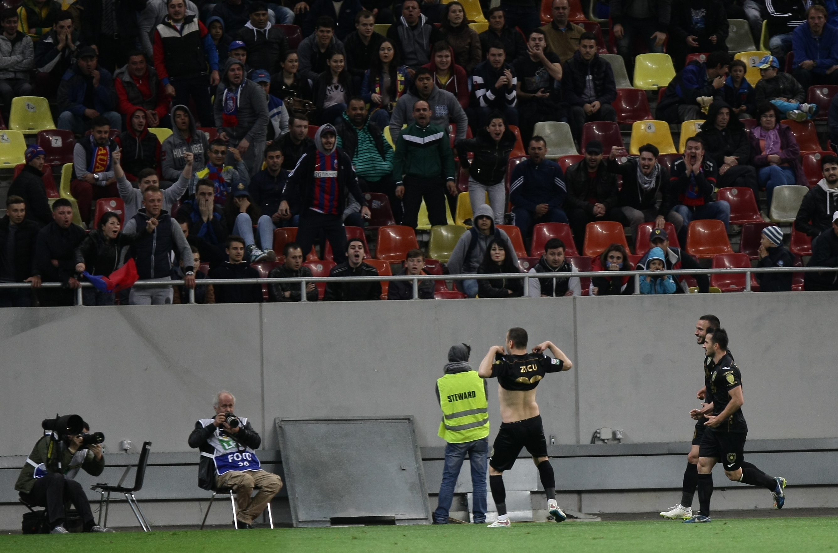 FINALA LIGII I: STEAUA - ASA 0-1 / Să cânte MuZICU la Tg. Mureș!