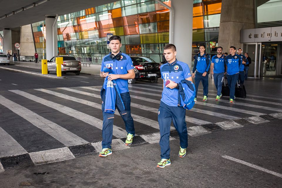 Armenia - România (sâmbătă, ora 19:00, TVR 1). Tricolorii au făcut antrenamentul oficial la Erevan. Jucătorii vor câte o mașină primă de calificare / GALERIE FOTO&VIDEO