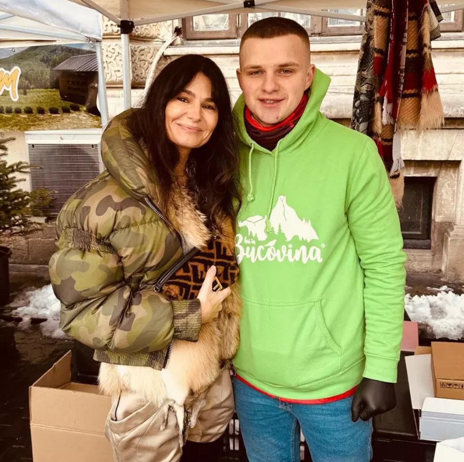 Dana Budeanu, discuție neașteptată cu o pensionară într-un târg din București: „Mergeți să vedeți cine suntem”