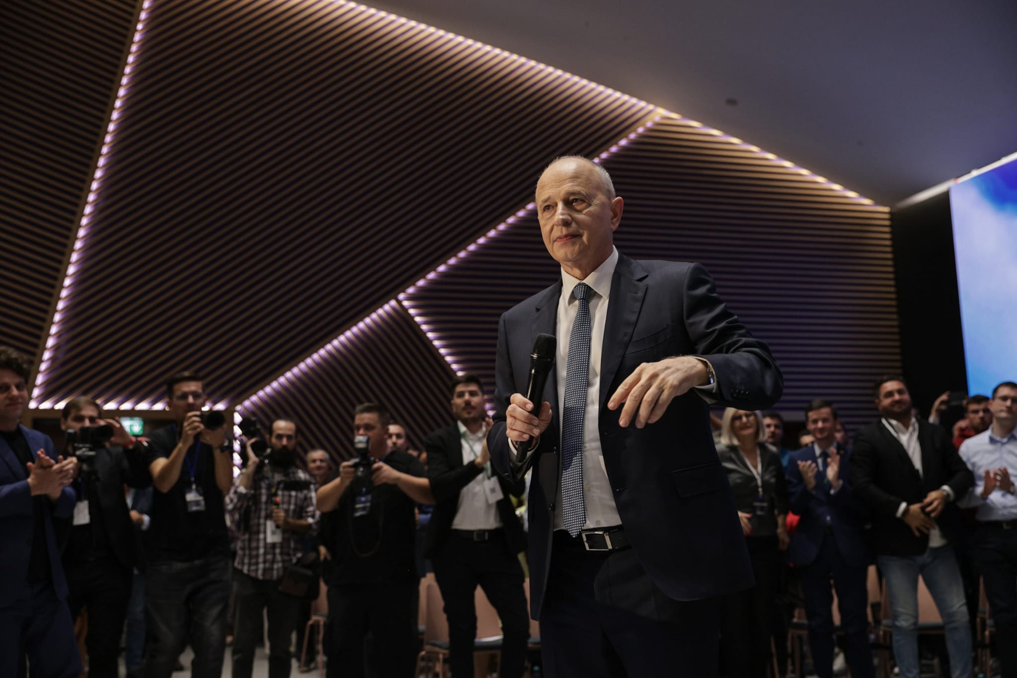 Mircea Geoană și-a lansat programul politic „Angajamentul pentru România: Schimbarea adevărată pentru un deceniu al renașterii naționale”