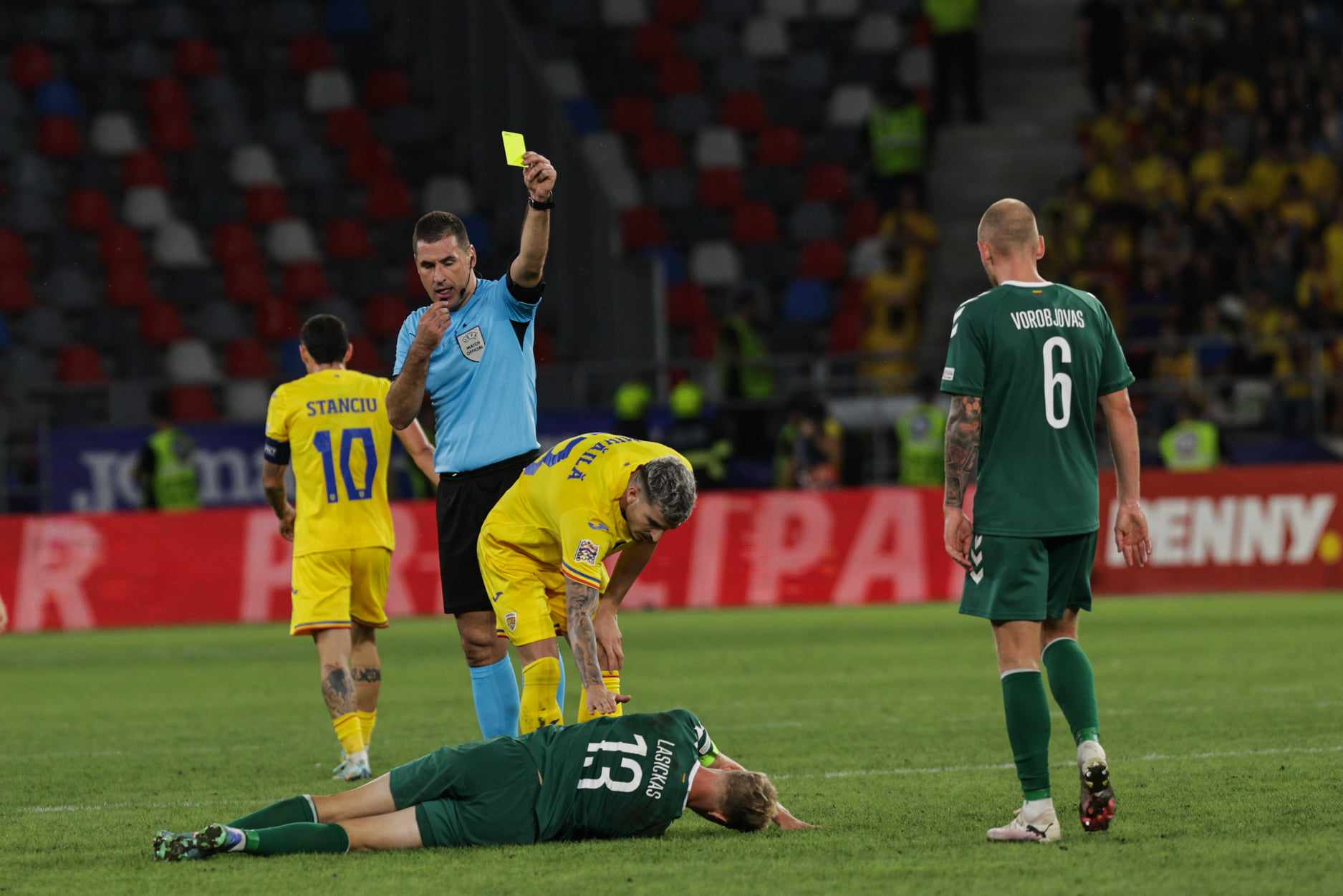 România - Lituania 3-1, în Liga Națiunilor. Schimbările lui Mircea Lucescu au adus victoria. VAR ne-a salvat de două ori