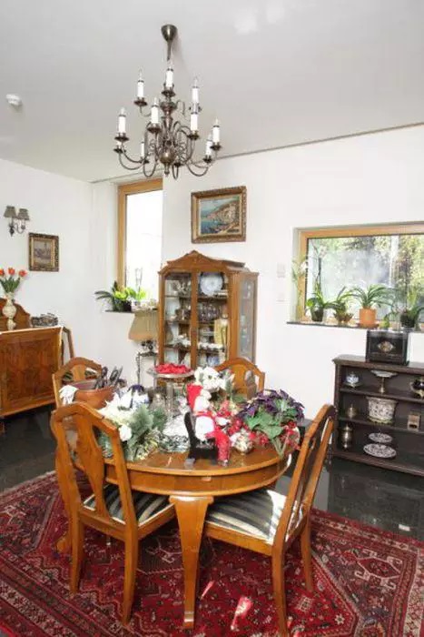 Imagini cu casa Monicăi Tatoiu. Are o vilă cu 9 dormitoare și a fost construită pe o fostă groapă de gunoi