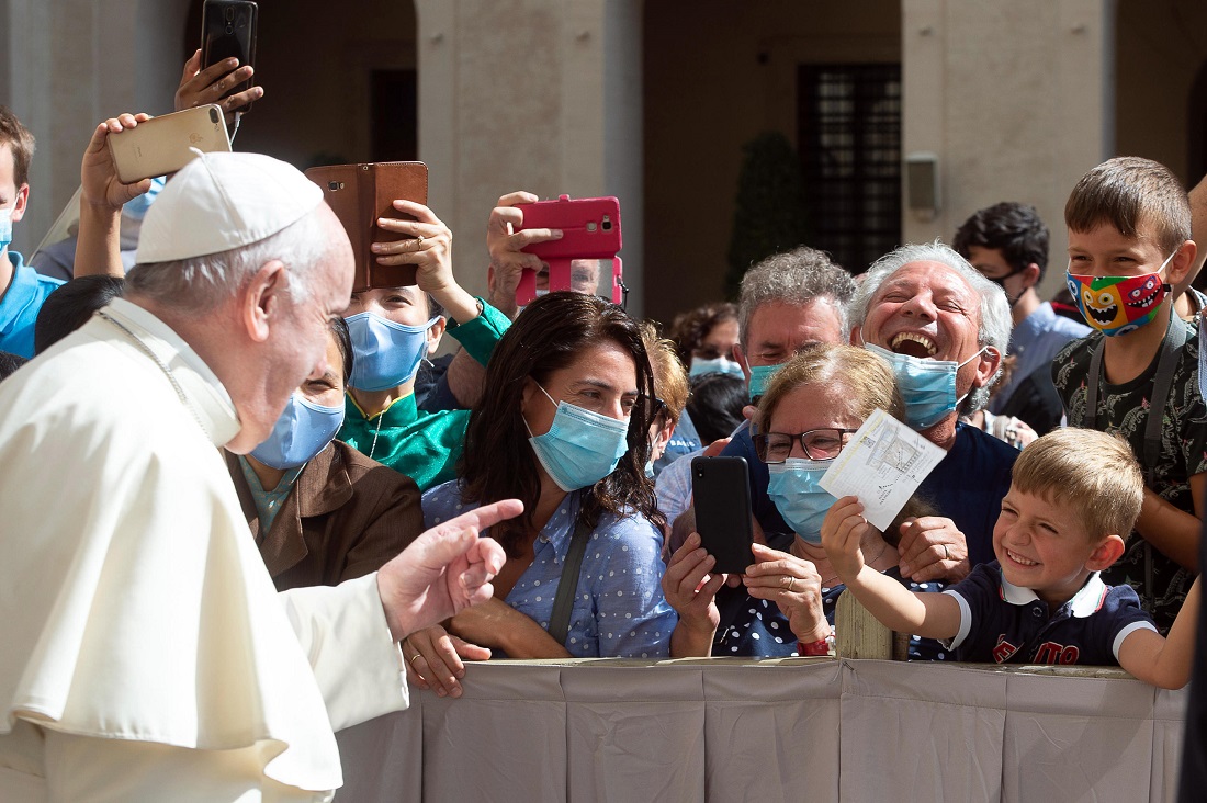 VIDEO | Papa Francisc a reluat întâlnirile cu credincioșii, după șase luni de pauză. Țara pentru care s-a rugat Suveranul Pontif