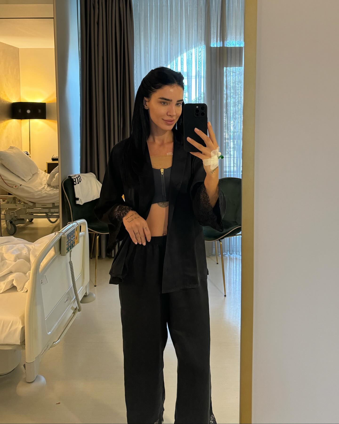Adelina Pestrițu a renunțat la implantul mamar. Cum arată după intervenție și de ce a luat decizia: „Am analizat situația împreună cu medicii”