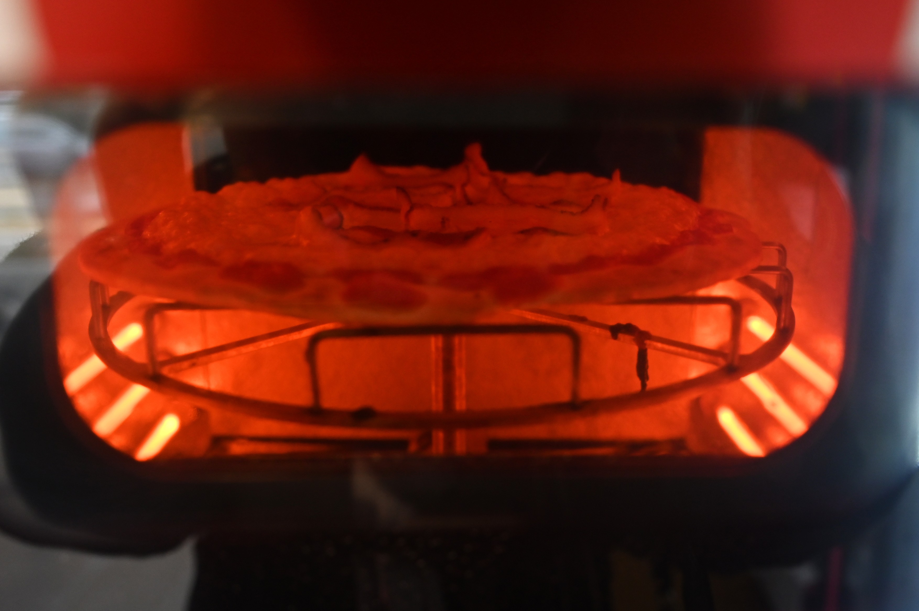 Un automat de pizza din Roma i-a indignat pe italieni: „Teribil”