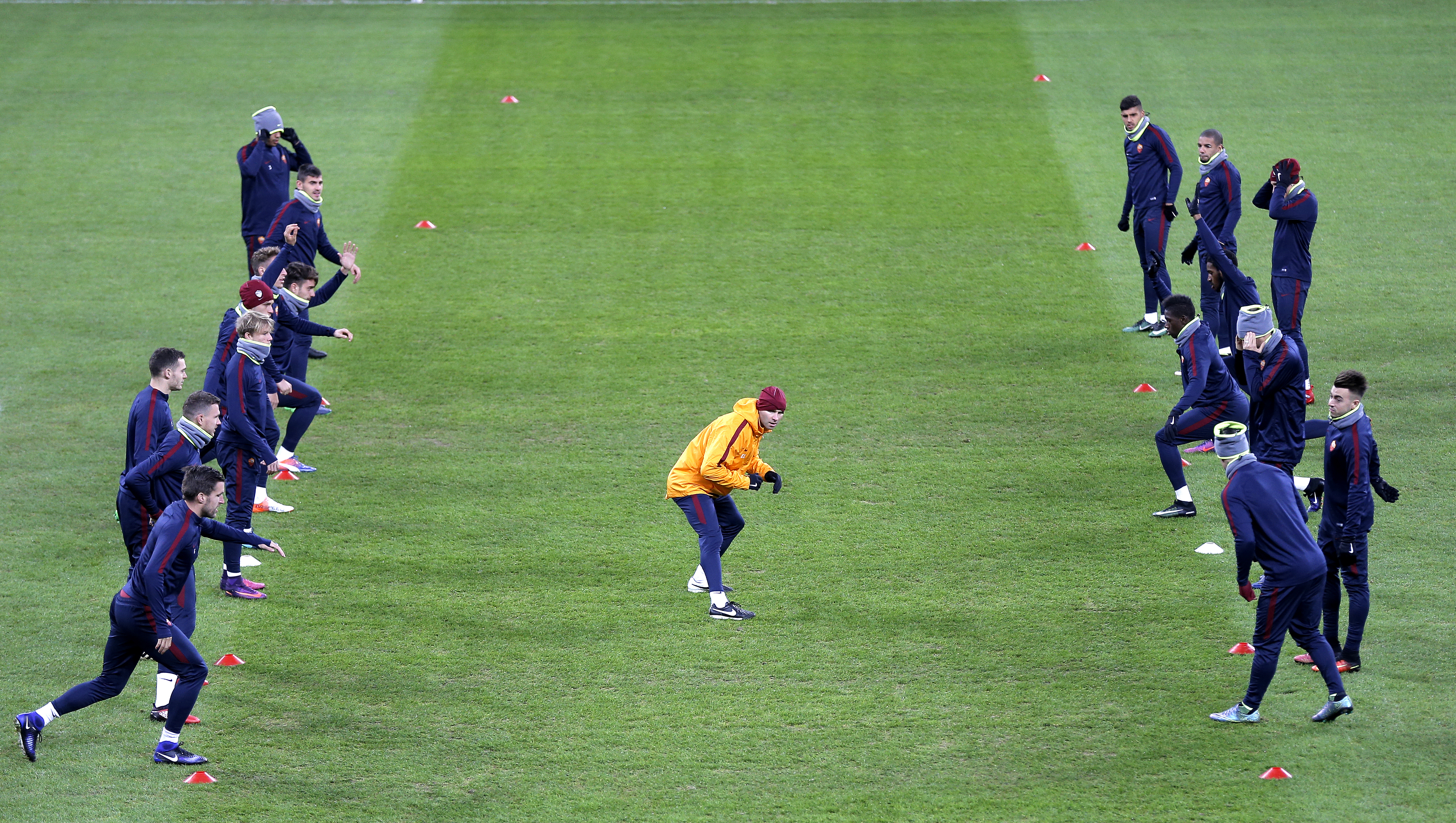 Liga Europa. Astra - AS Roma (joi, ora 20.00). Italienii s-au antrenat pe Arena Naţională / FOTO
