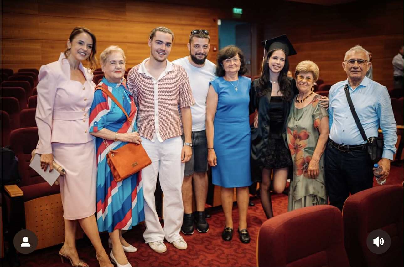 Viața mondenă a Violetei Bănică înainte să plece la facultate în America. Unde a apărut și cum se distrează fata Andreei Marin și a lui Ștefan Bănică jr.