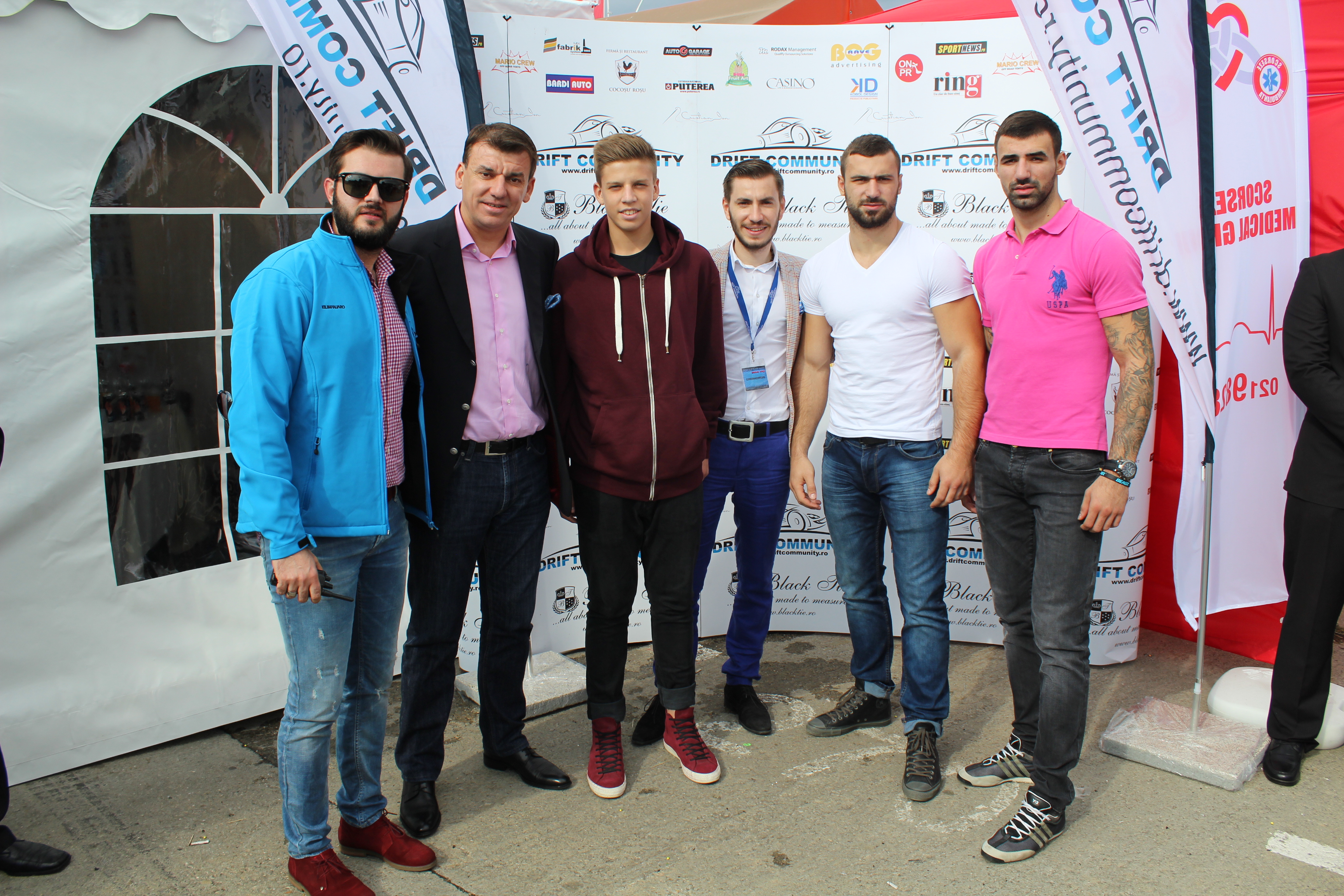 FOTO & VIDEO / Cei mai buni piloţi de drift s-au întrecut la primul Grand Prix organizat de Romanian Drift Community