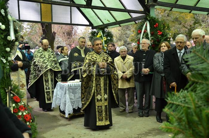 DOLIU. Neşu senior a fost înmormântat: "A avut un moment de cădere"