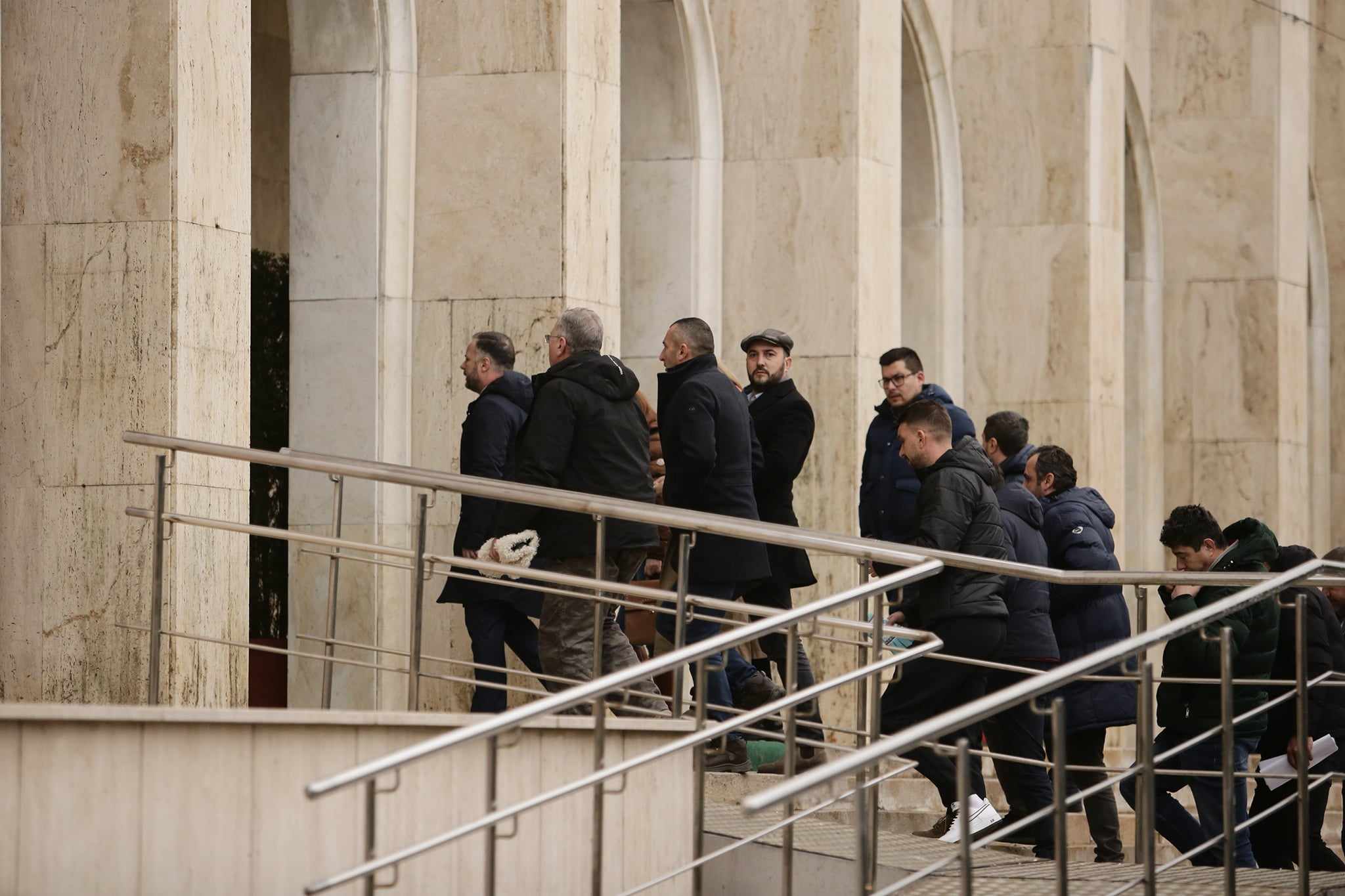 A treia zi de protest pentru transportatori și fermieri. „Am hotărât să rămânem în stradă”, anunță delegația care a negociat trei ore la Guvern