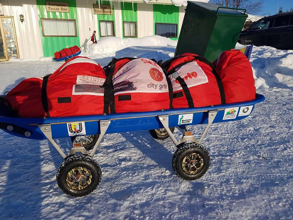 REPORTAJ/ Avram Iancu, bibliotecarul care a sfidat Arcticul: "Am vrut să sărbătoresc Centenarul Marii Uniri”/ FOTO