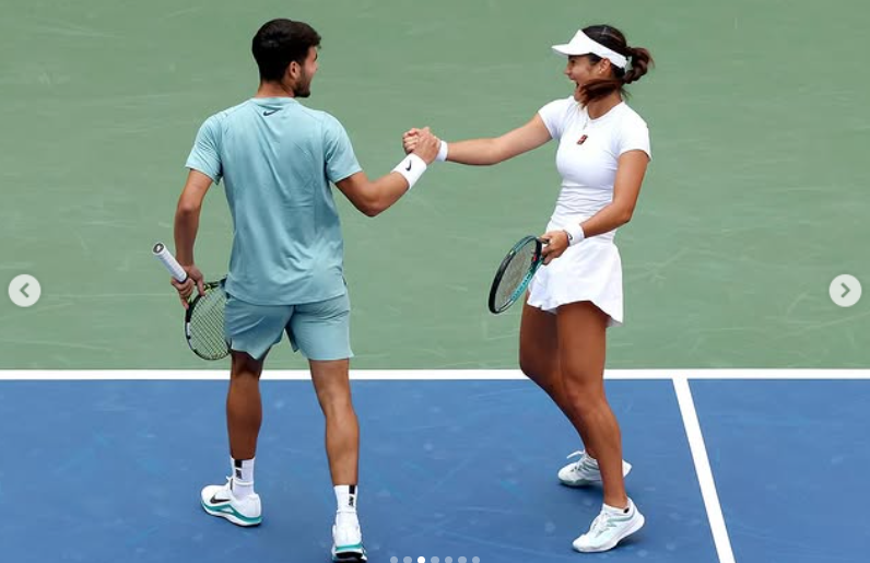 Carlos Alcaraz și Emma Răducanu, în tandrețuri pe terenul de tenis. Deja se vorbește despre o idilă