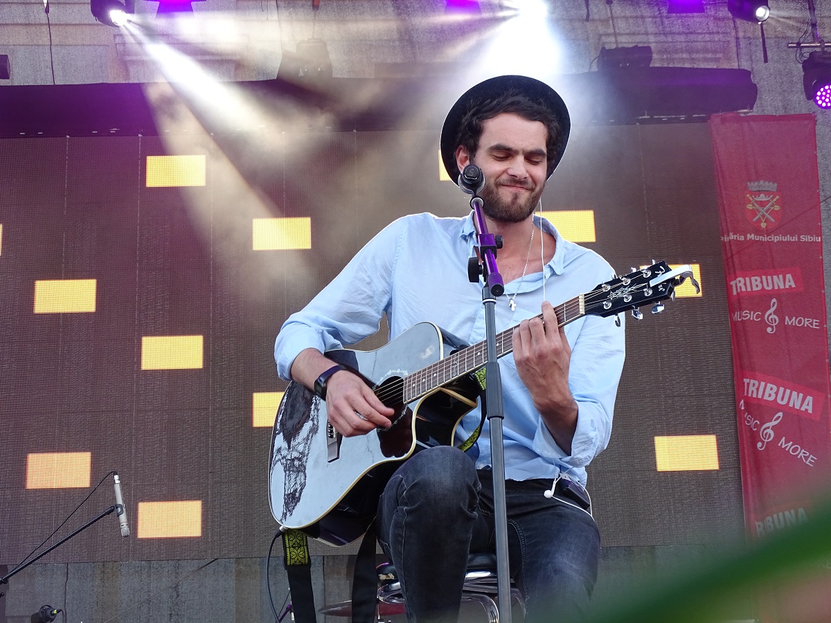 Carmen Iohannis, în primul rând la un concert Smiley FOTO&VIDEO