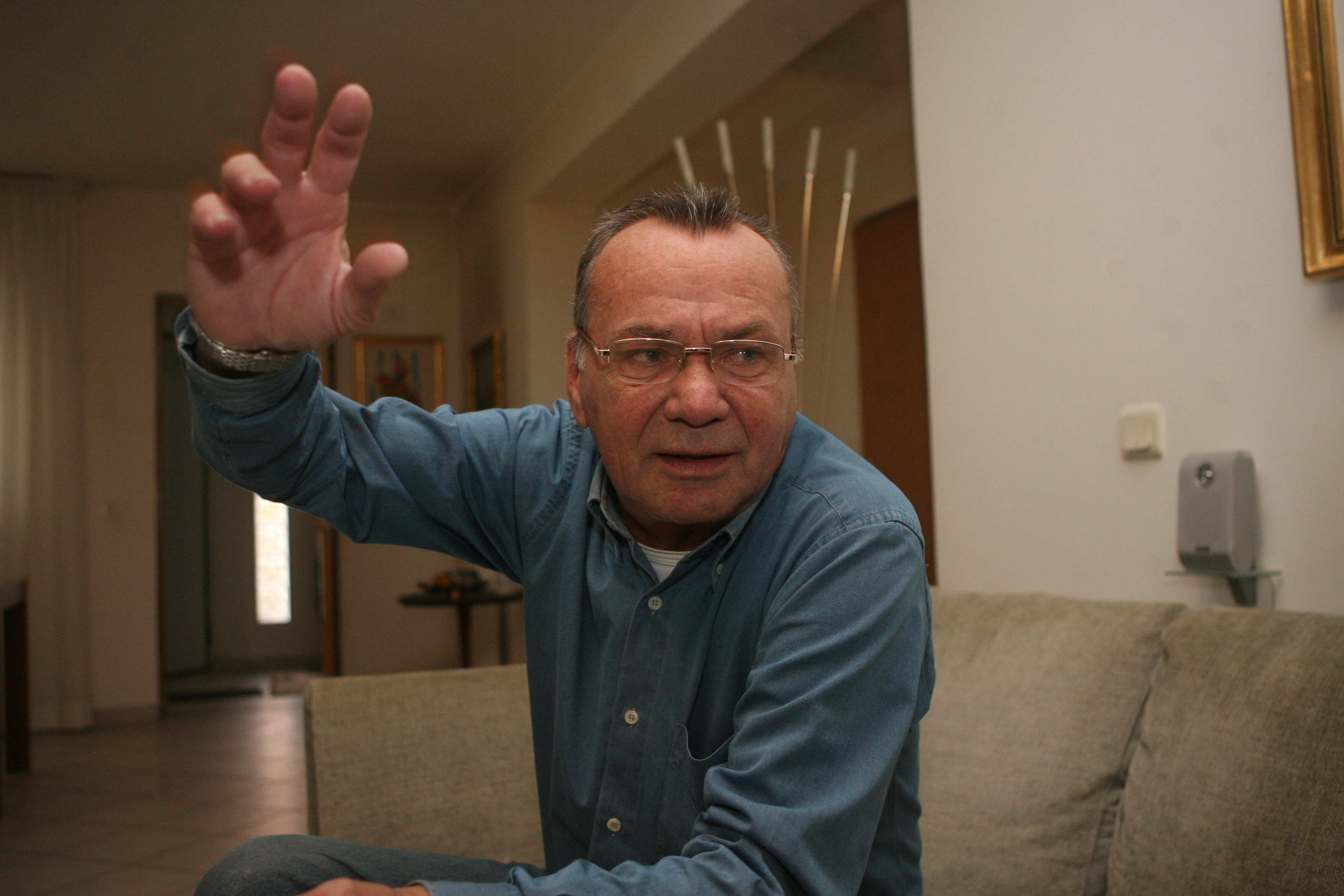 Dezvăluire după 47 de ani. Sandu Boc l-a iertat pe Cornel Patrichi, după ce a făcut pușcărie în 1969: ”Am fost fraier, am crezut că este de partea mea” | GALERIE FOTO