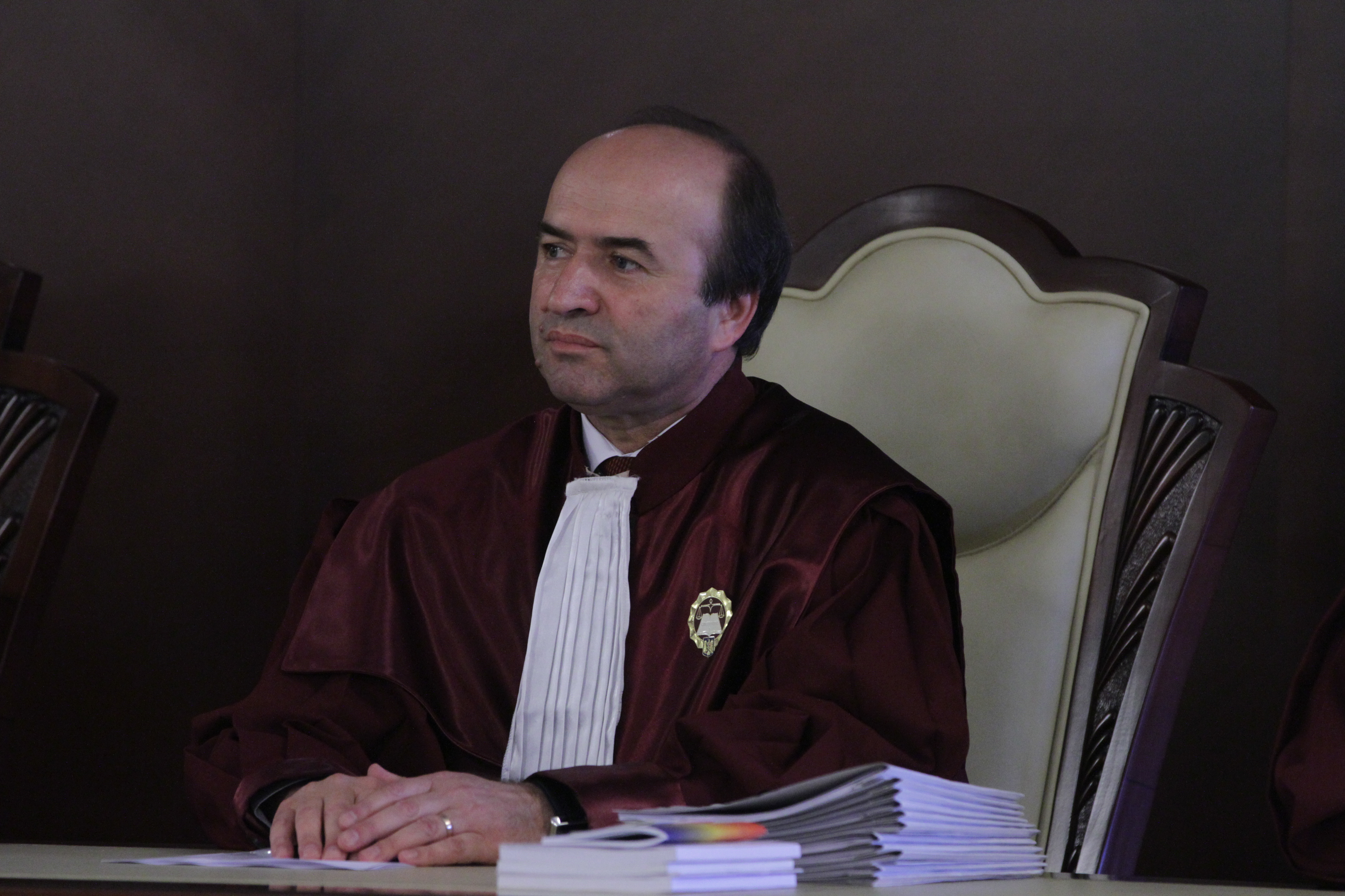 Atunci și acum: Tudorel Toader, procurorul din Panciu care va rămâne în istorie pentru că a cerut revocarea șefei DNA, Laura Codruța Kovesi