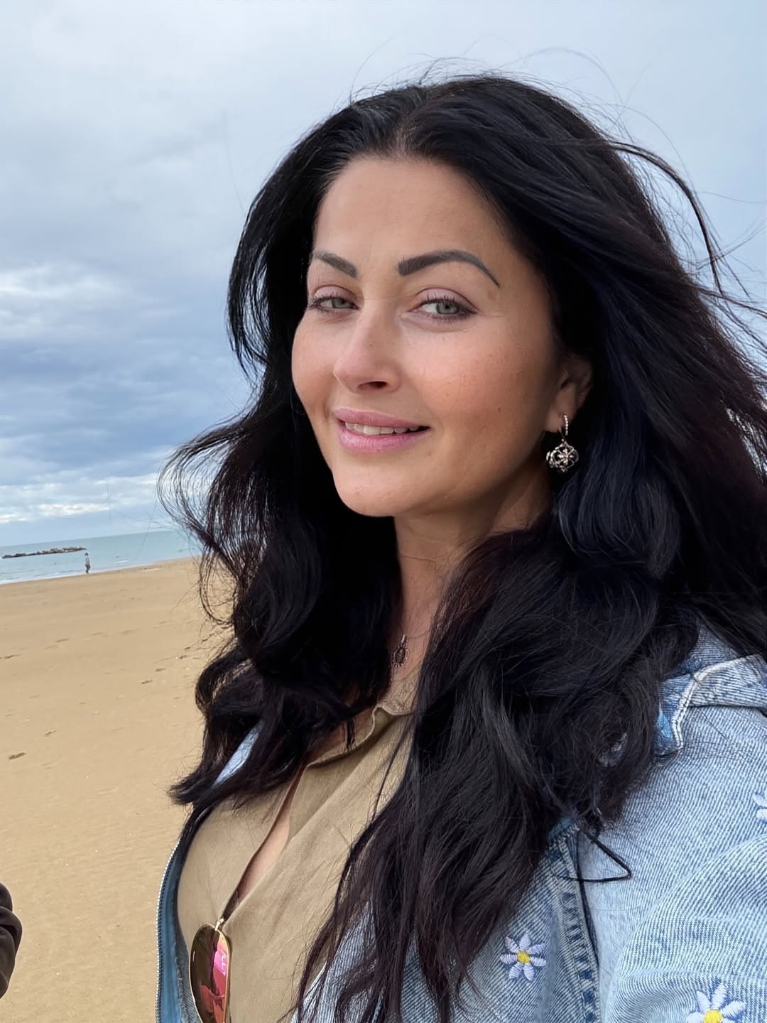 Gabriela Cristea și Tavi Clonda au plecat din România. În ce țară au ajuns: „Zona e superbă”