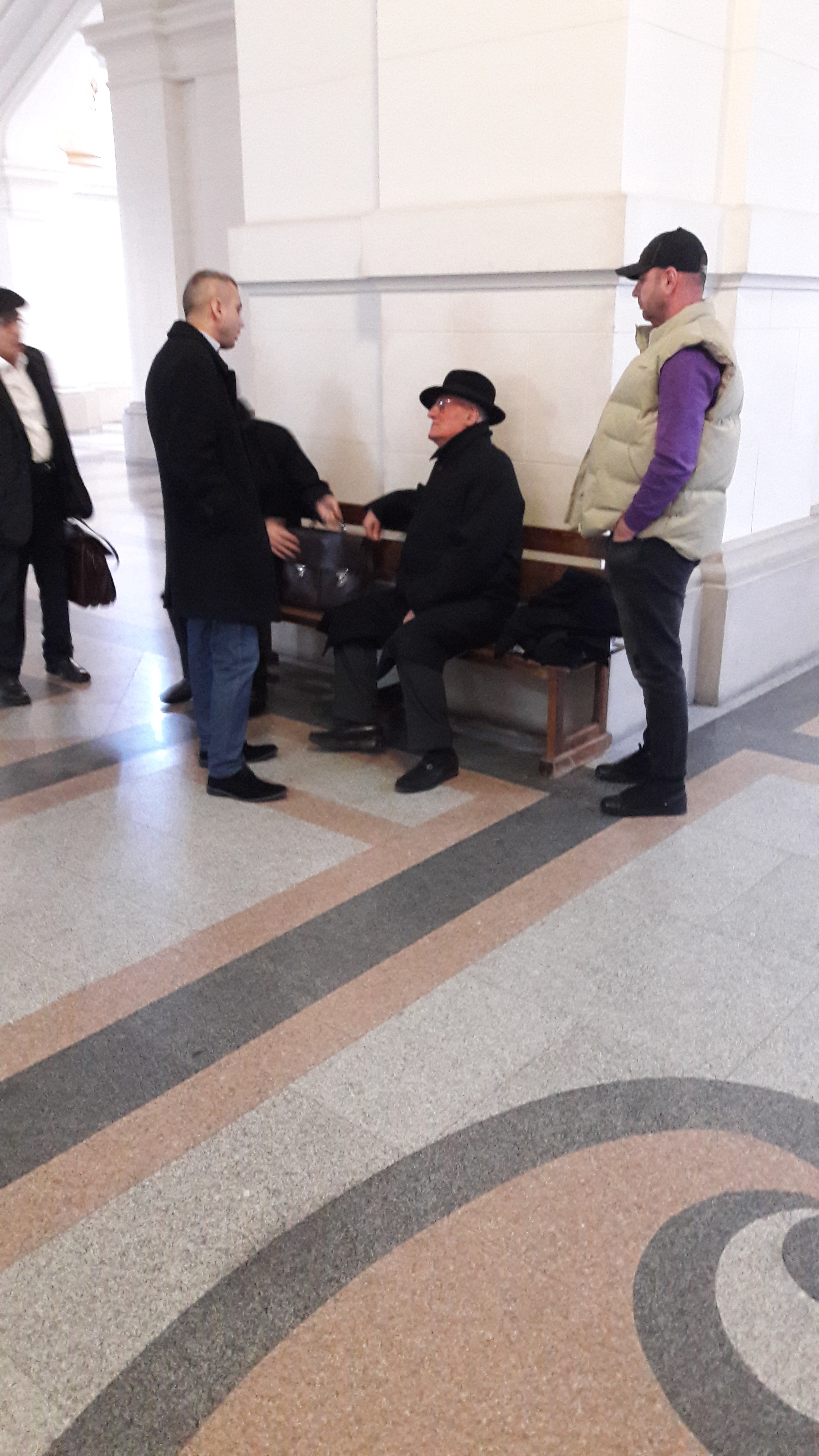 ”Dosarul Craiova” nu a adus nimic nou, la termenul de astăzi. Îi doare-n pălărie! GALERIE FOTO