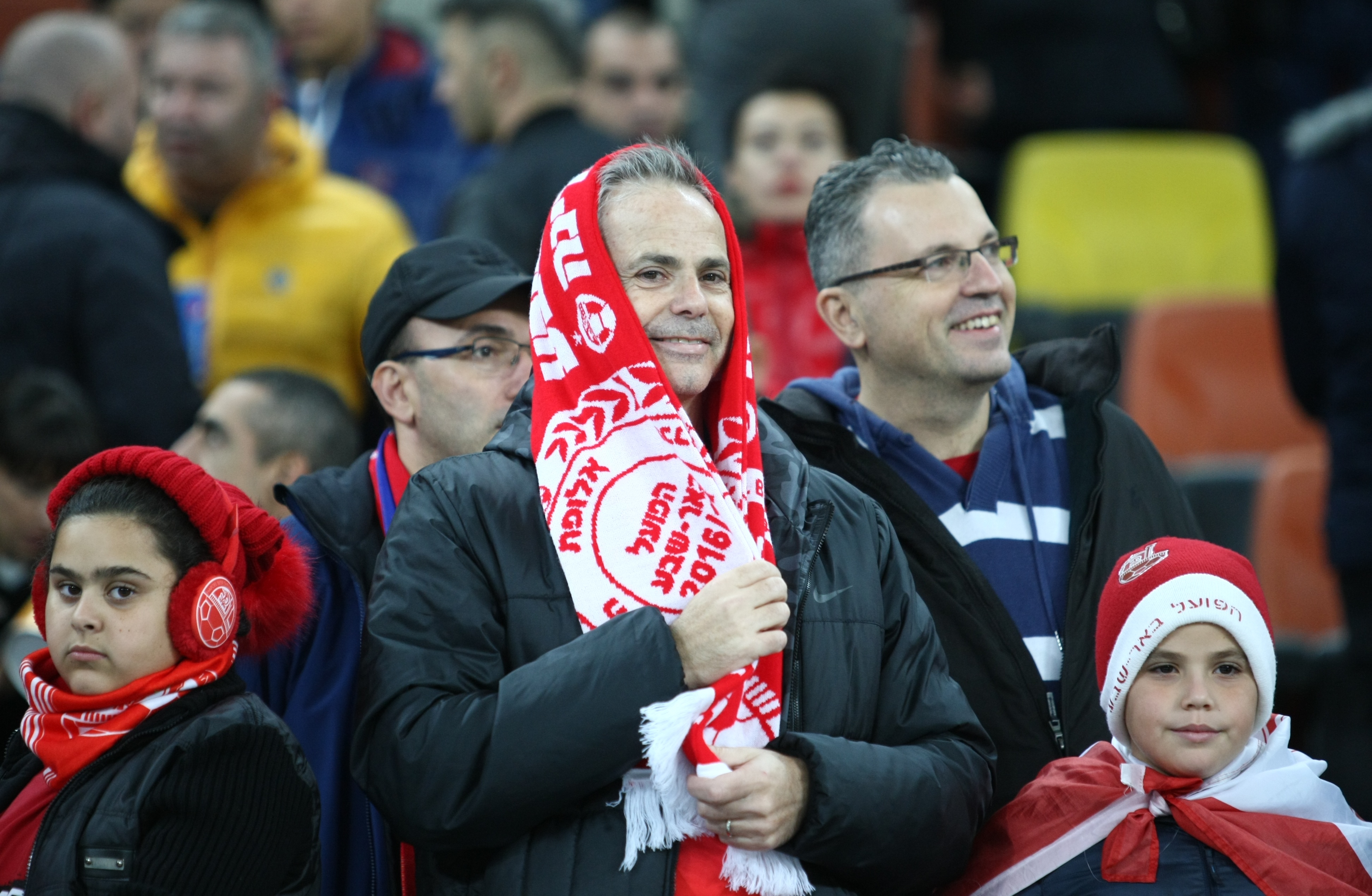 LIVETEXT FCSB - Hapoel Beer Sheva, în Liga Europa. S-a terminat 1-1 și roș-albaștrii s-au calificat în 16-imile competiției. Alibec a plâns când a fost înlocuit | GALERIE FOTO