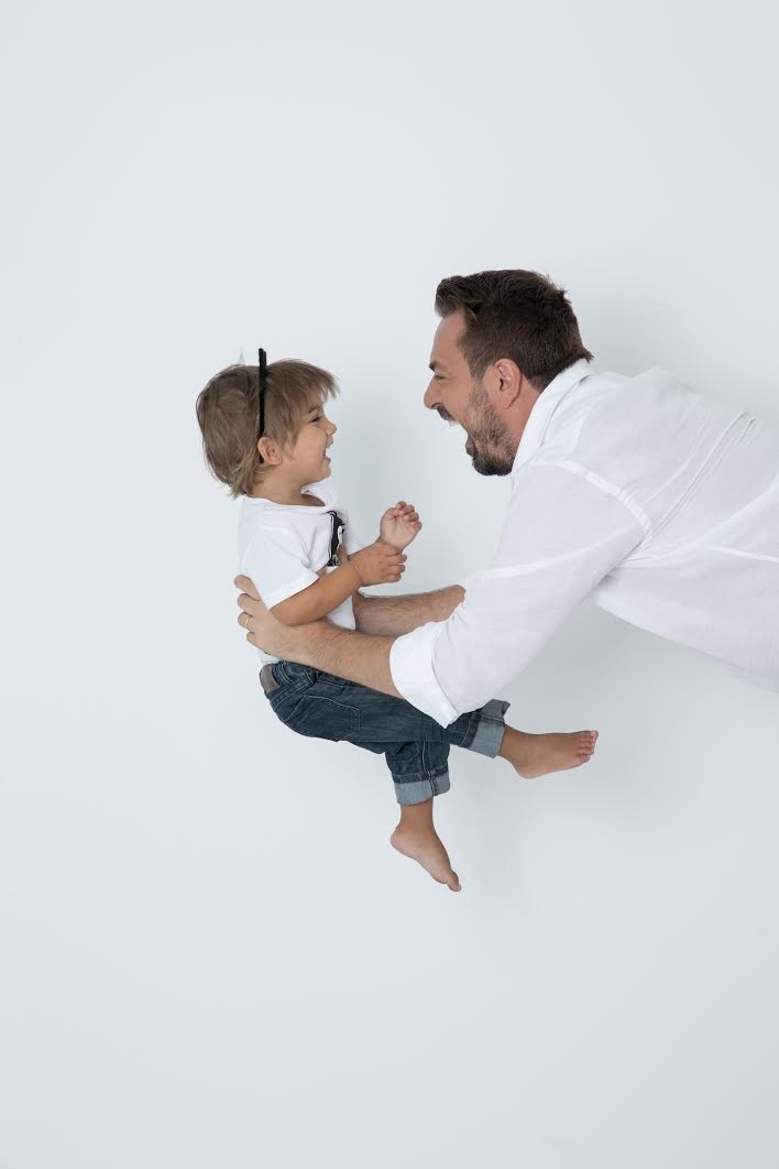 Vedetele din România care au adoptat copii. Le-au schimbat radical viețile