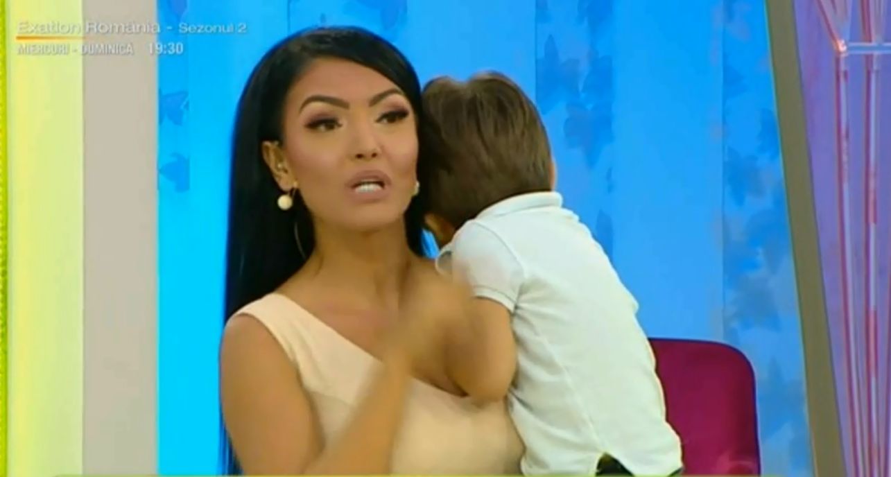 Andreea Mantea, cu băiețelul la emisiune. "Ne-a făcut capul pătrat, nu mai putem" | FOTO