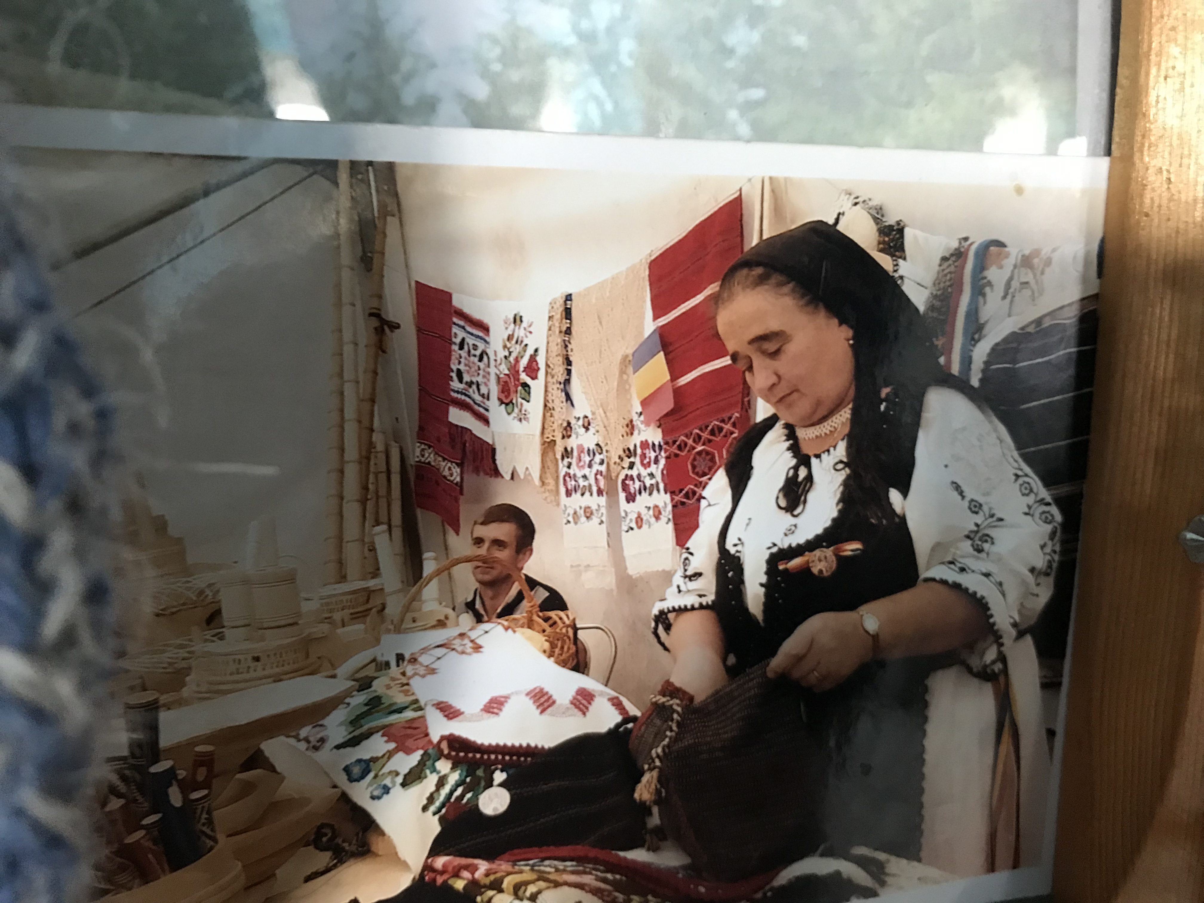 FOTO&VIDEO | Ultima tulnicăreasă din Apuseni. La Pătrăhăițești, în Alba, acasă la tanti Paraschiva, ascultând sârba moților și cum curge Arieșul
