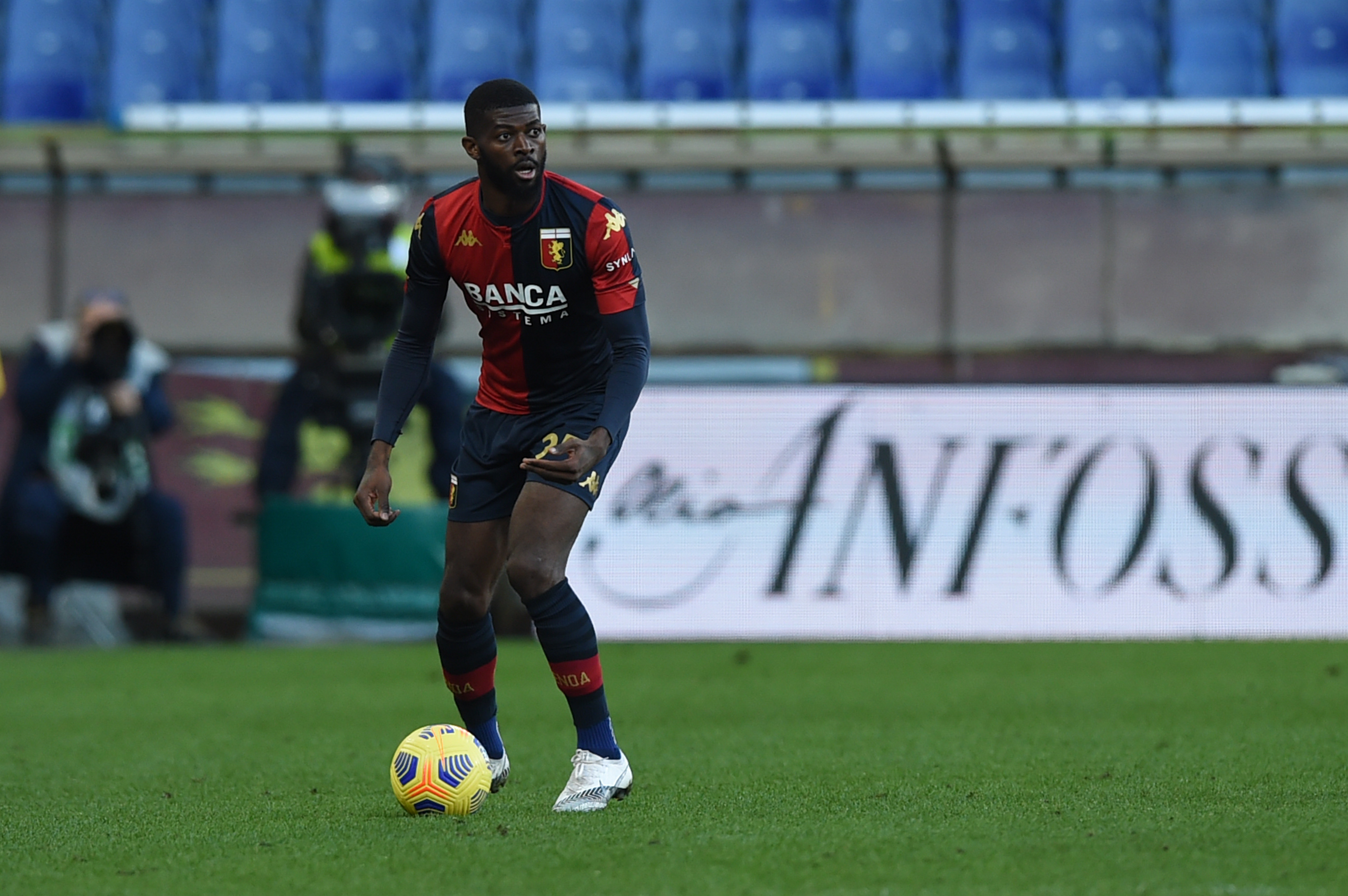 Jerome Onguene, jucătorul transferat de Petrolul, fost coleg cu Mbappe la naționala Franței, are post de radio de sport în Camerun: „Ofer și eu câteva locuri de muncă”