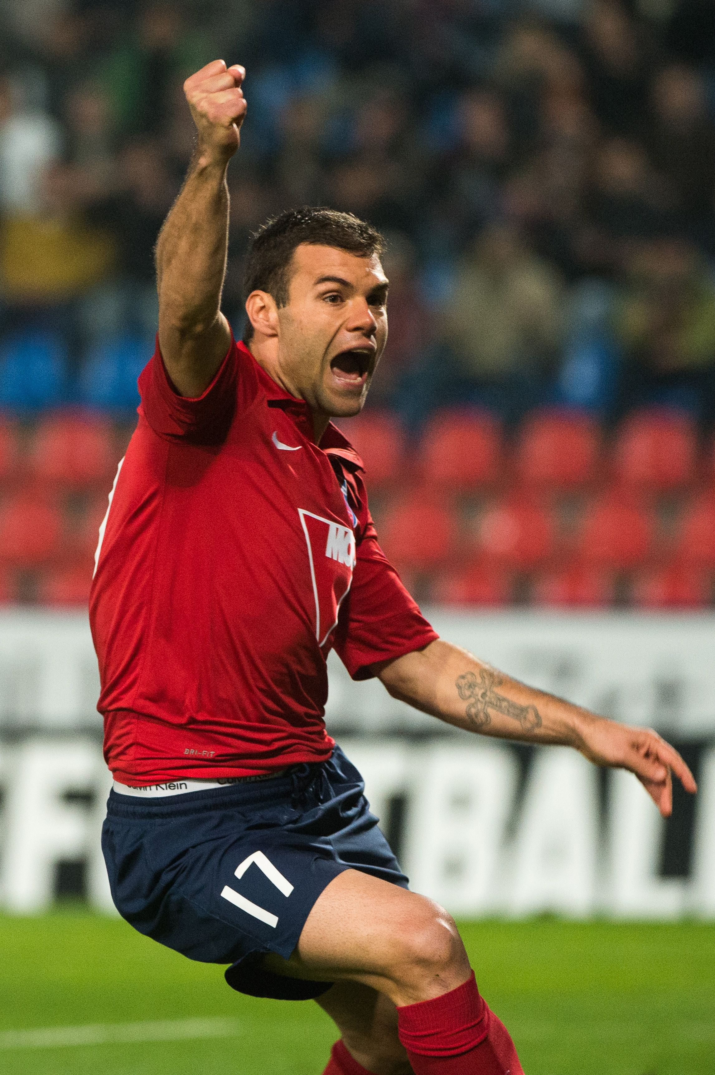 Ungaria ne calcă pe urme! ^Csaba Tarsoly, fostul șef al lui Vasile Miriuță la Gyor, a fost arestat, fiind primul patron din fotbal care a mers la închisoare