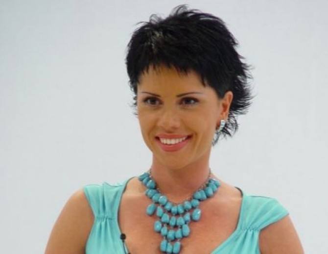 Ce s-a întâmplat cu Măriuca, fetița pe care Luminița Anghel a avut-o în plasament cinci ani: „Eu nu am vorbit niciodată despre ea și nici nu aș fi vrut”