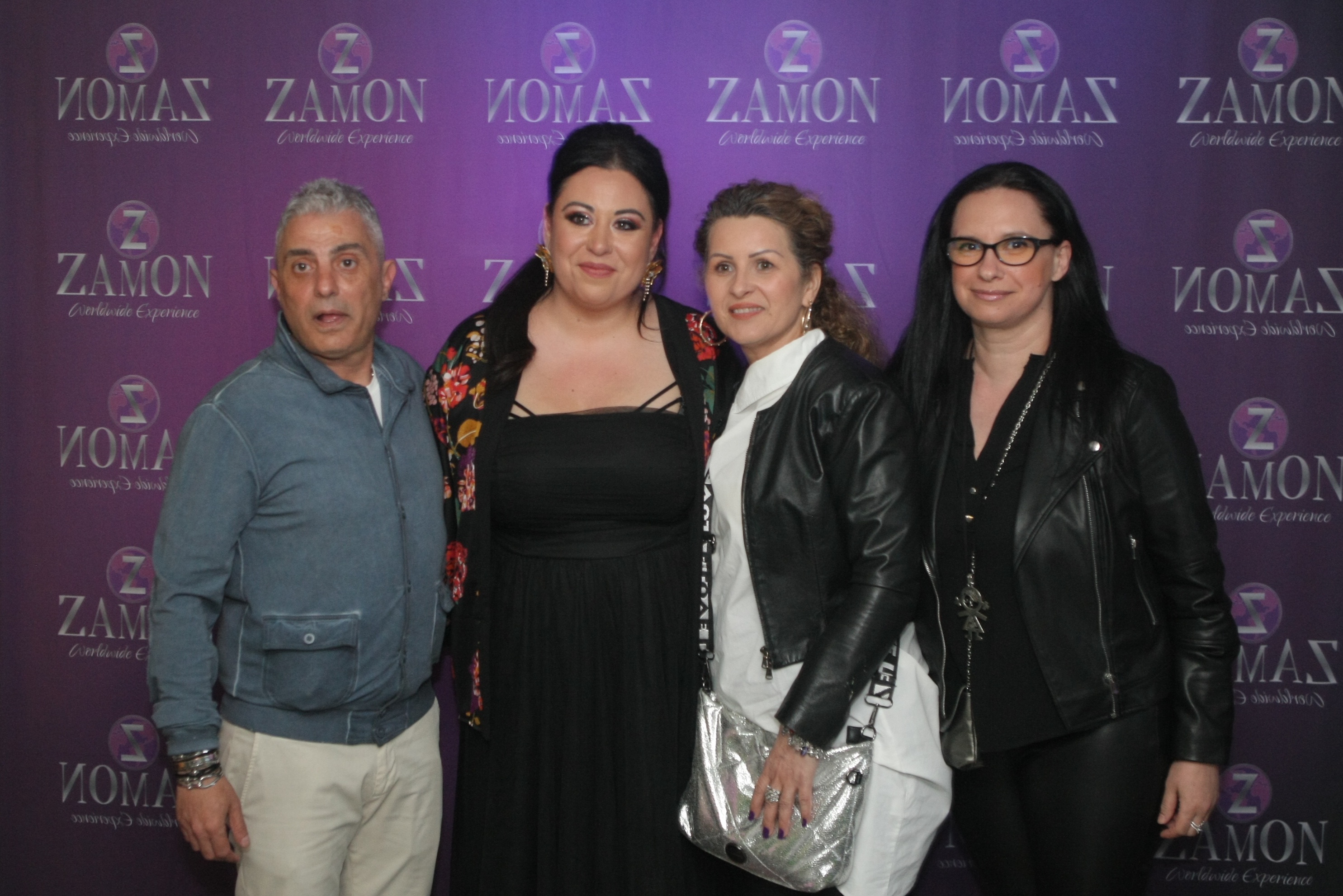 GALERIE FOTO. Oana Roman n-a vrut cadouri de ziua ei. Le-a cerut invitaților să doneze banii pentru un caz umanitar