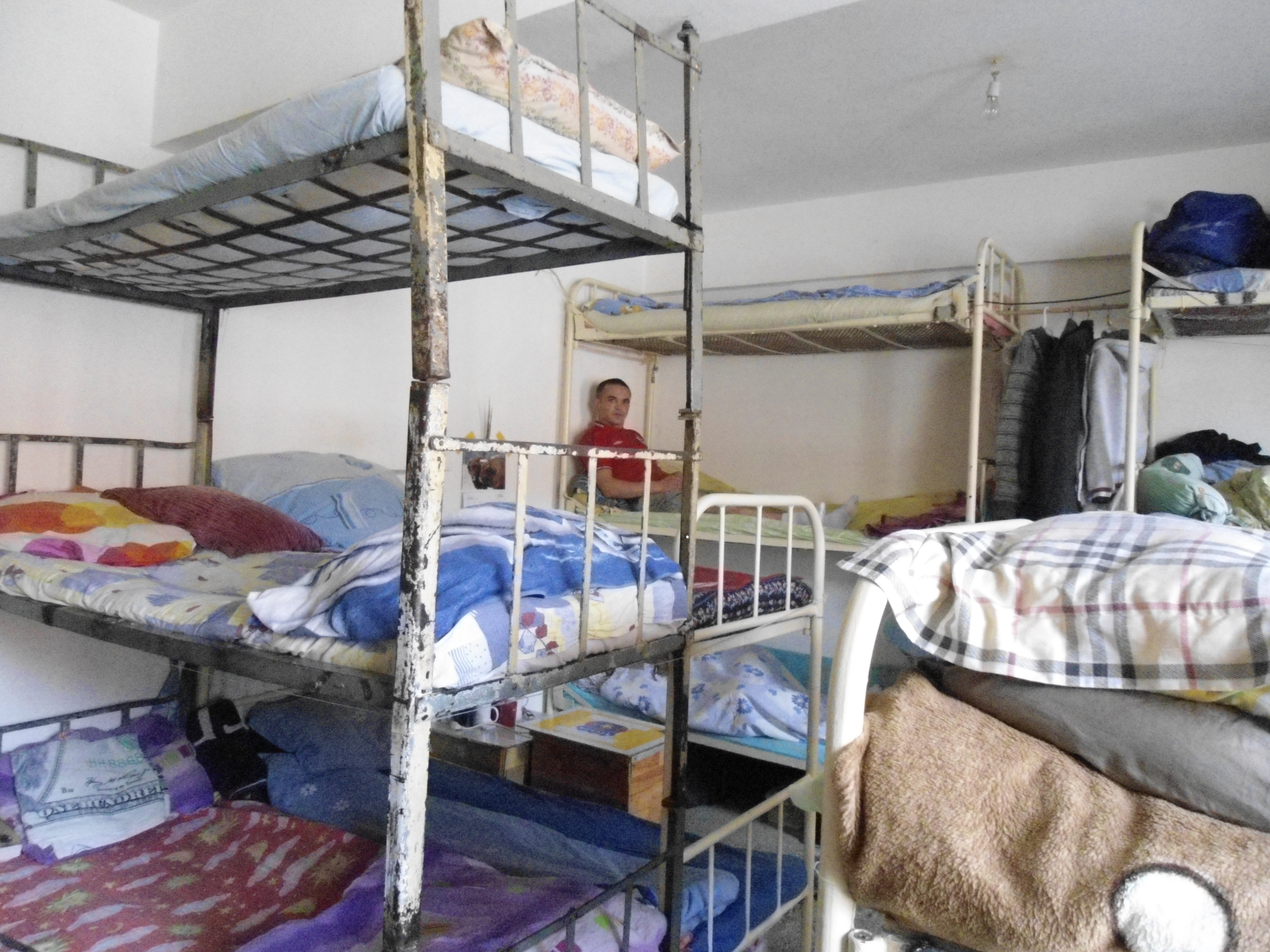 FOTOGRAFII DE COLECȚIE | Condițiile din pușcării care au dus la eliberarea a mii de deținuți