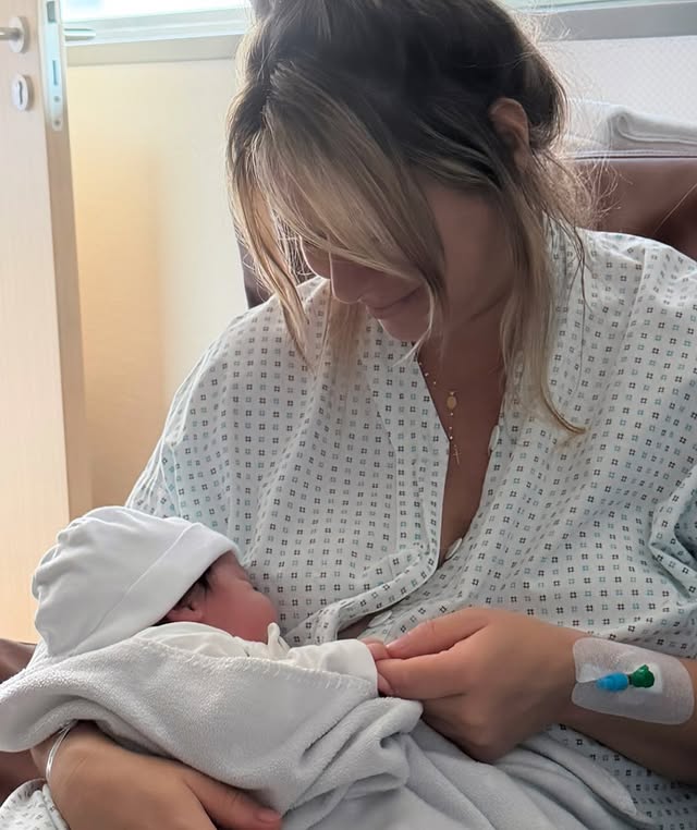 Laura Cosoi, pregătiri intense pentru creștinarea Ninei. Unde și când va avea loc botezul
