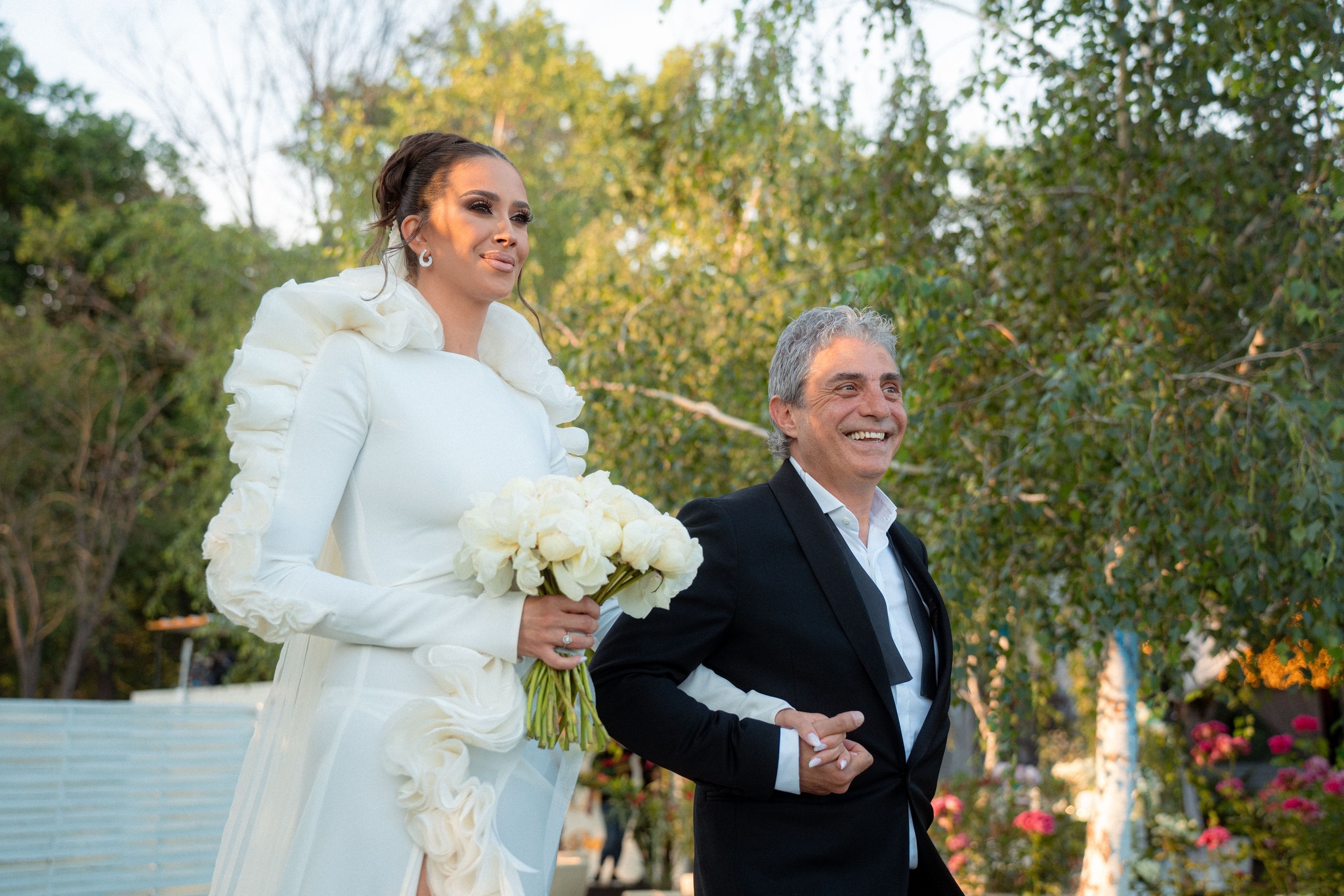 Pepe și-a mutat fetele la o altă școală: „Luptele și răbdarea de a primi o semnătură”. Cât plătește artistul lunar