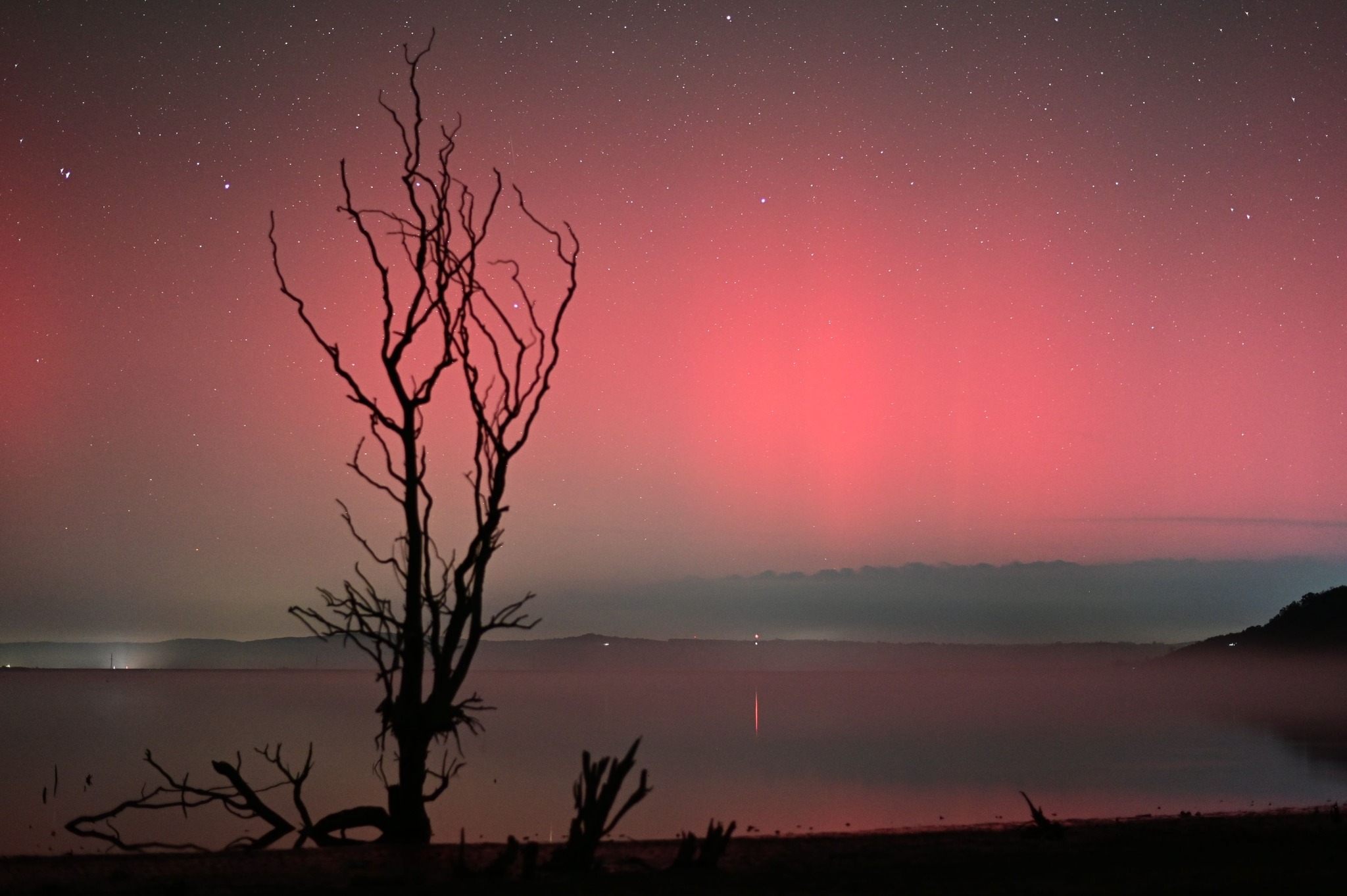 Aurora boreală, vizibilă pe cerul României. Imagini uimitoare cu fenomenul 