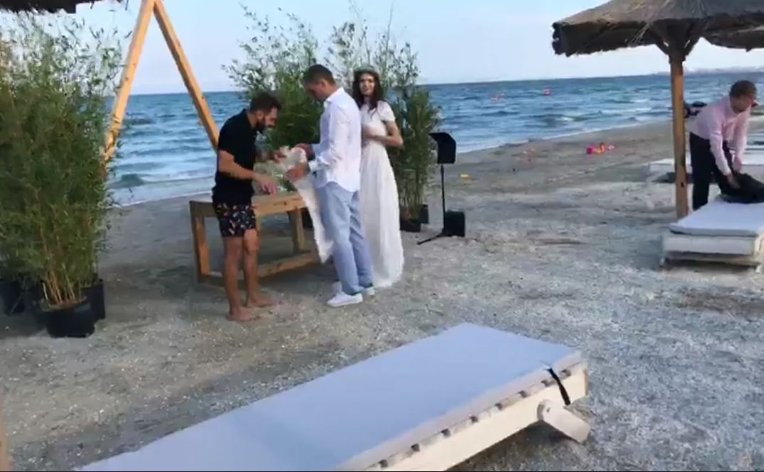 Vladimir Drăghia s-a căsătorit. Primele imagini de la nunta pe malul mării | FOTO