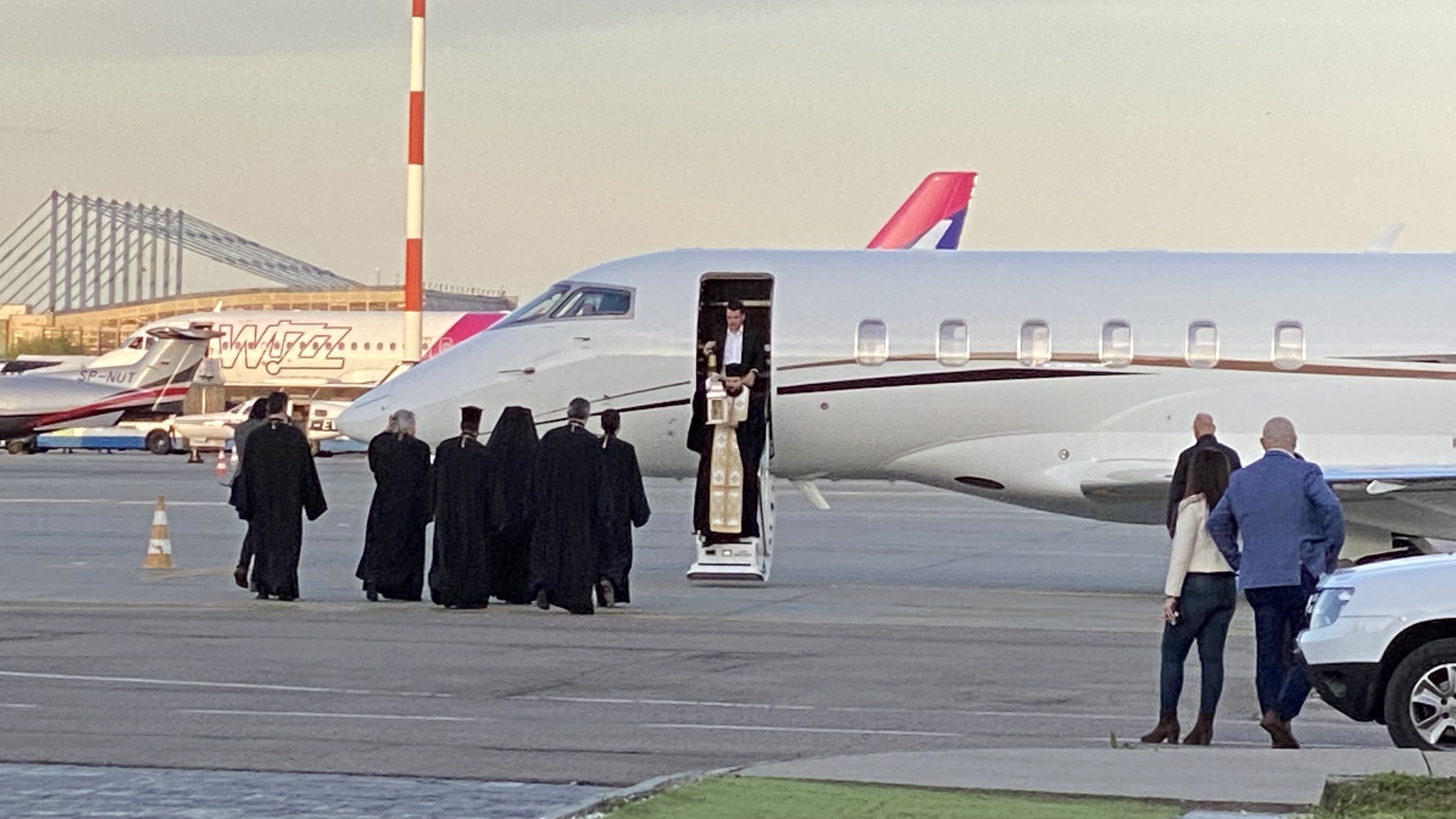 Hristos a înviat! Imagini de la liturghia de Înviere de la Patriarhia Română, oficiată de Preafericitul Daniel