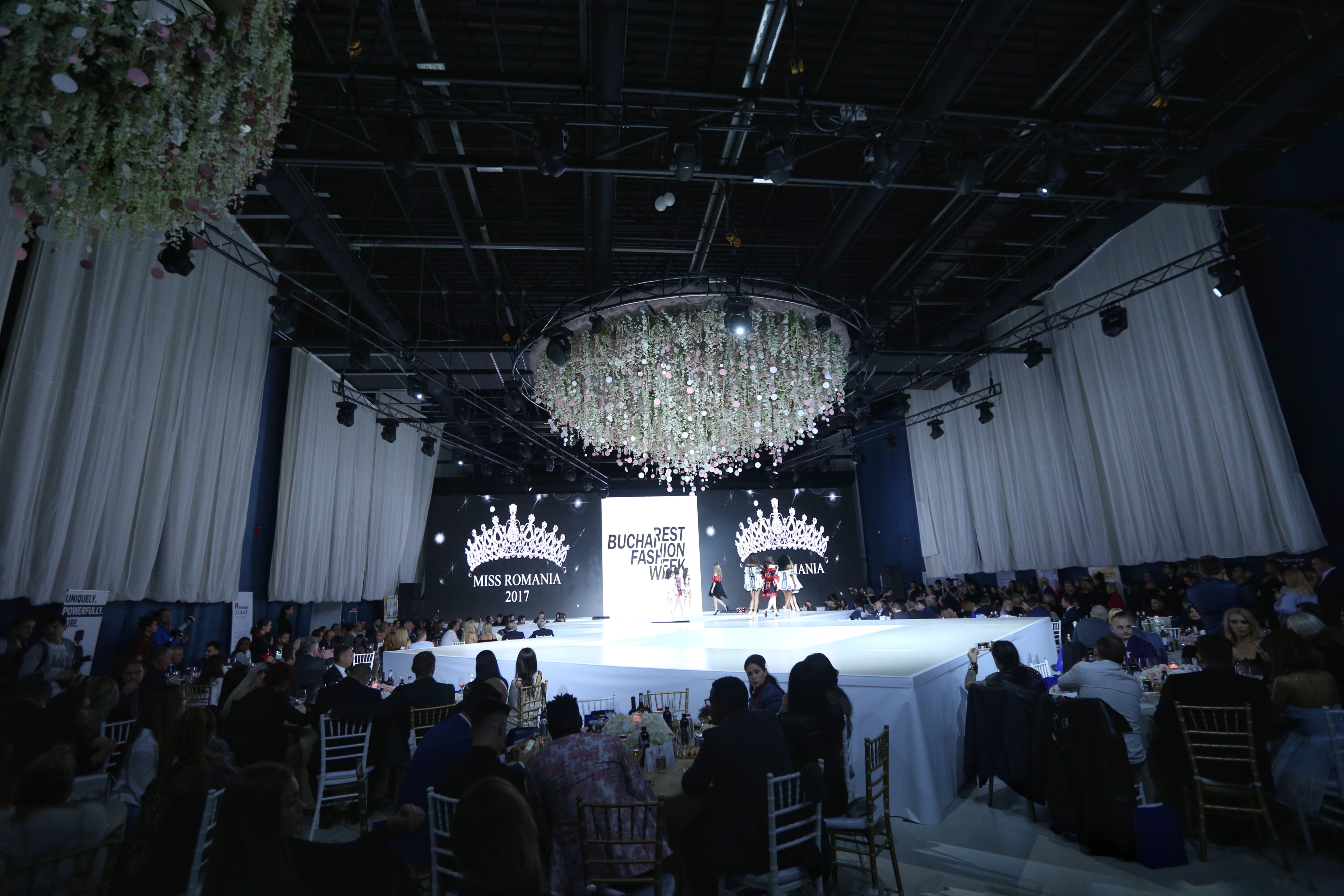 Gala Fotbalului Românesc 2017. Budescu, jucătorul anului. Hagi - antrenorul anului! Toate premiile acordate | FOTO&VIDEO