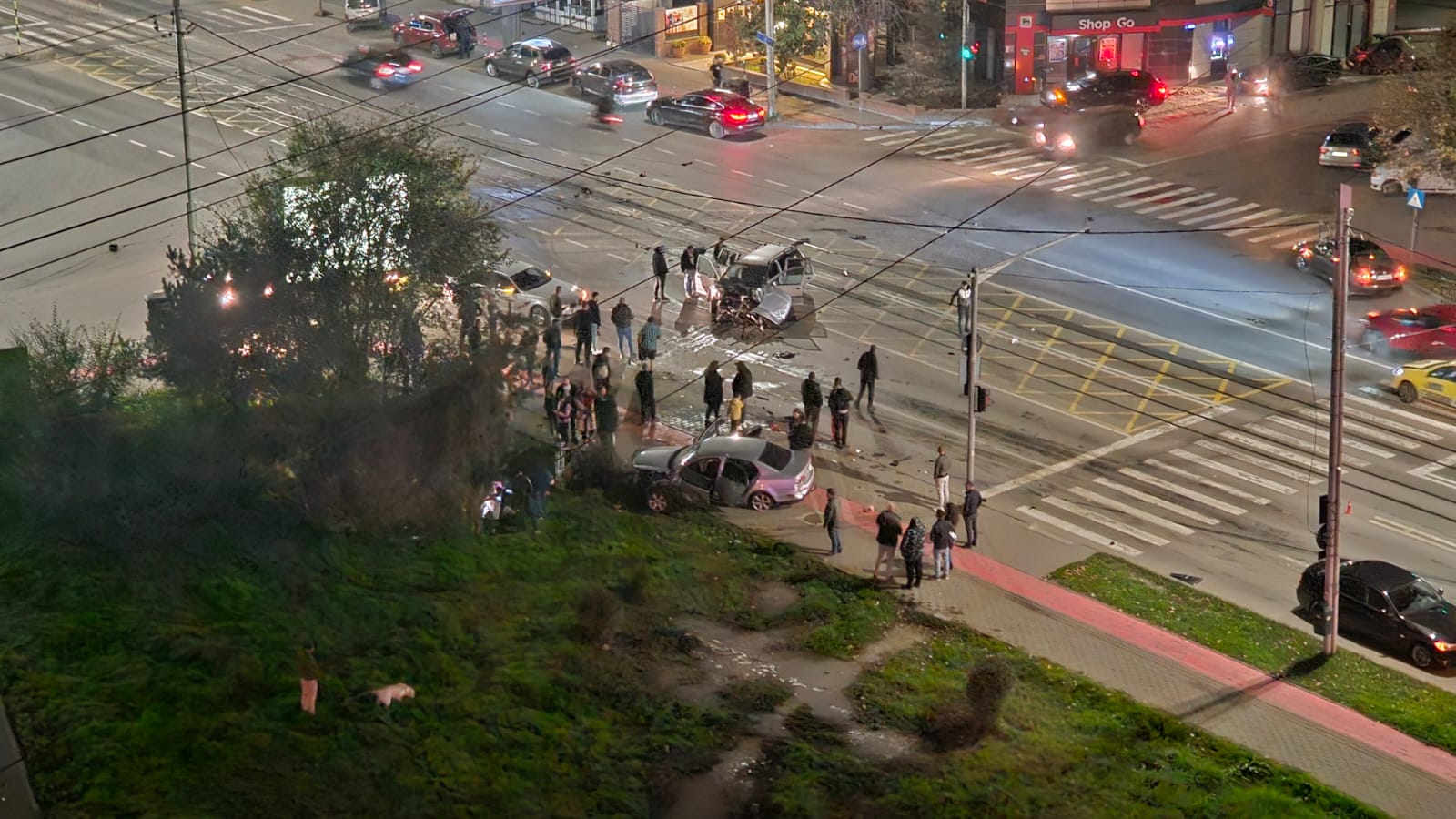 Accident rutier grav în Iași, cu șapte victime. Două mașini au fost distruse | VIDEO