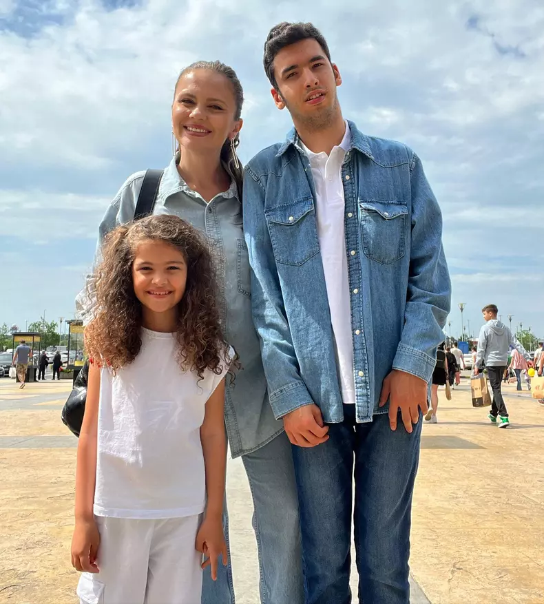 Motivul pentru care Mădălin Ionescu nu își mai ia fiul în vacanțele de familie: „Răsuciți cuțitul în rană”
