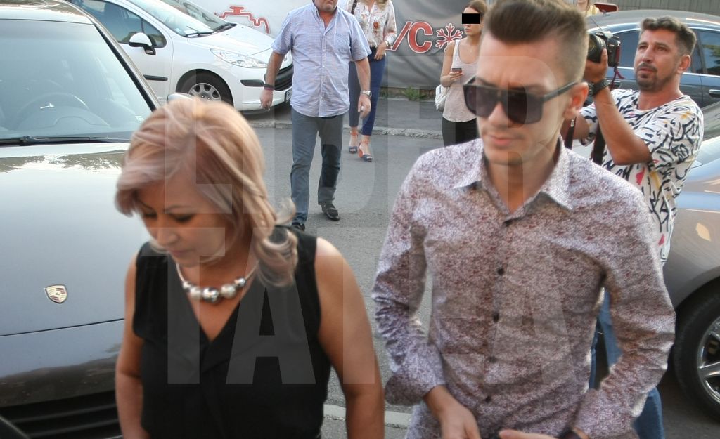 Andreea Tonciu, primele declaraţii după botezul fetiţei: "Mă simt fericită şi împlinită"