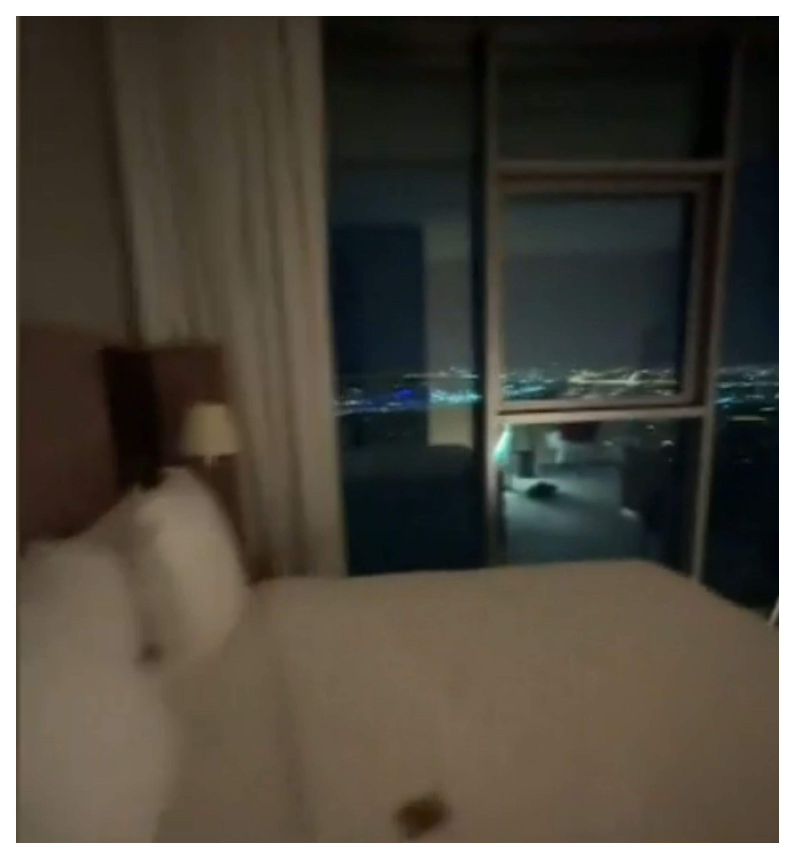 Imagini cu apartamentul lui Cătălin Botezatu din Dubai. A investit o sumă impresionantă în locuința din Emirate: „Este la etajul 54”
