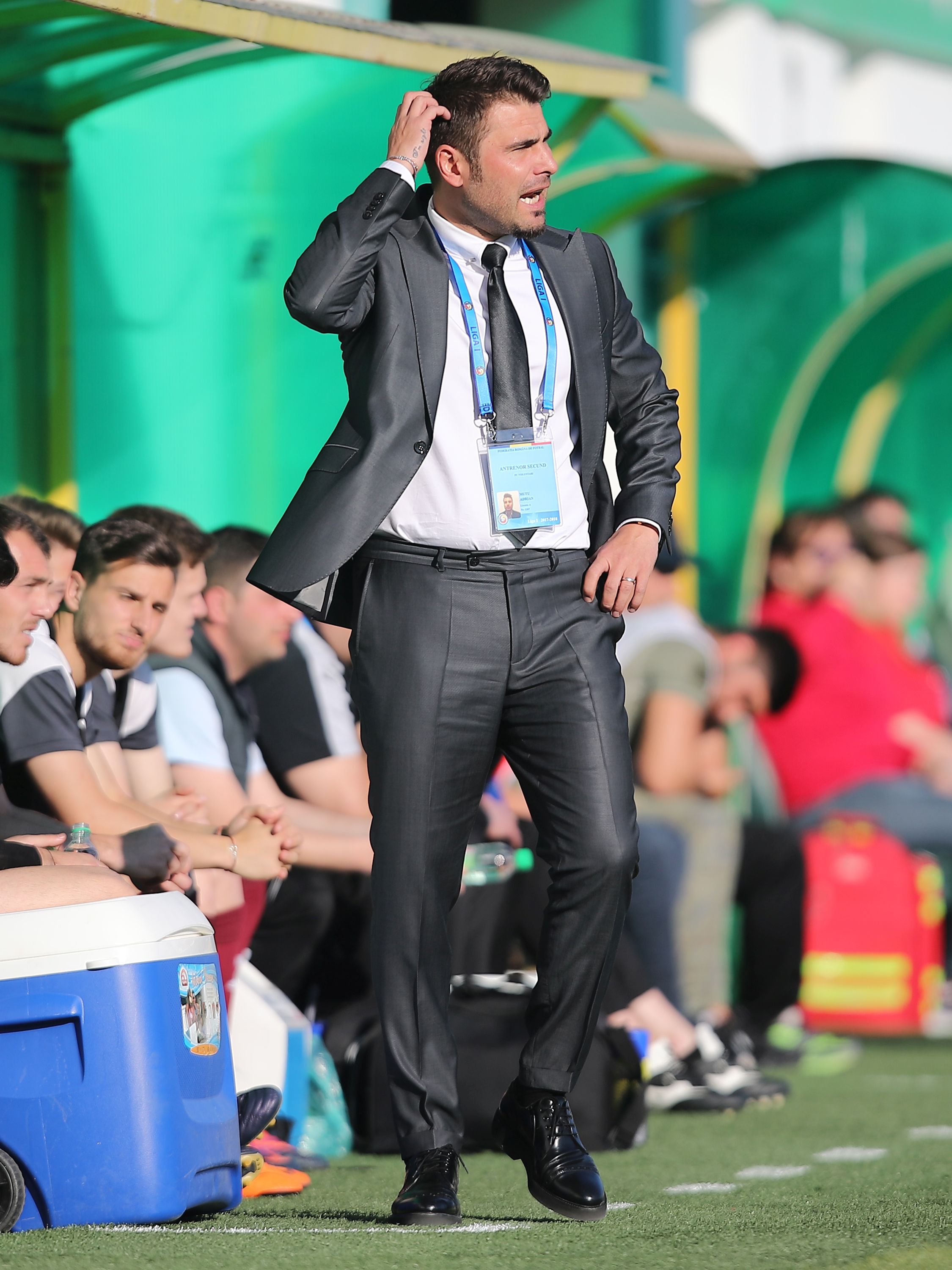 INTERVIU EXCLUSIV | Directorul podgoriilor care au produs vinul ”Briliantului” dezvăluie: Mutu și Mourinho s-au certat de la droguri, s-au împăcat de la băutură!