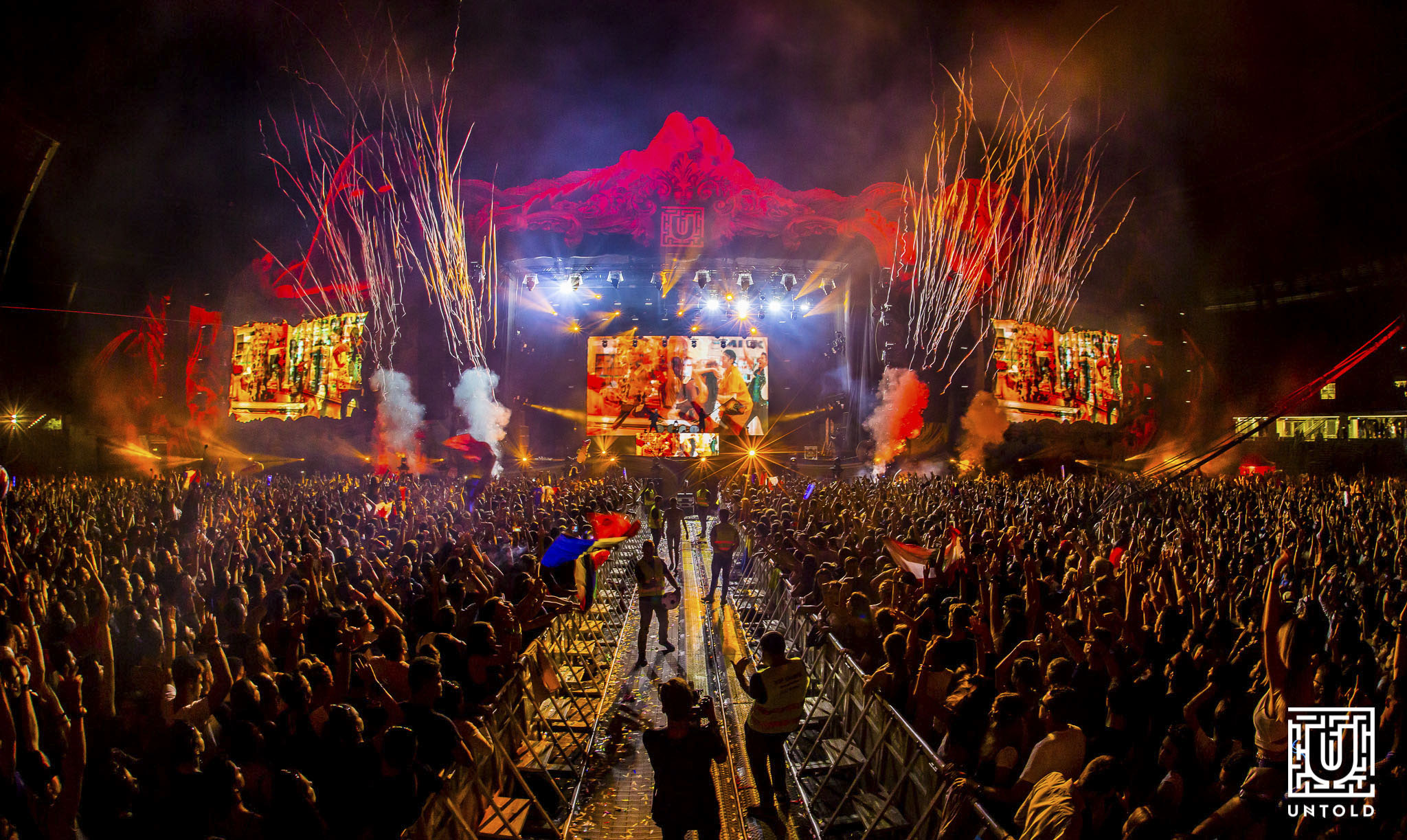 Untold 2016 | Veteranii de la Scooter și «tricolorul» Hardwell au «rupt» scena în a doua zi de festival