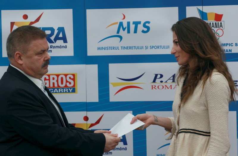 Premii dublate pentru Florentina Marincu și Marian Oprea. Au primit câte 10.000 de euro / FOTO