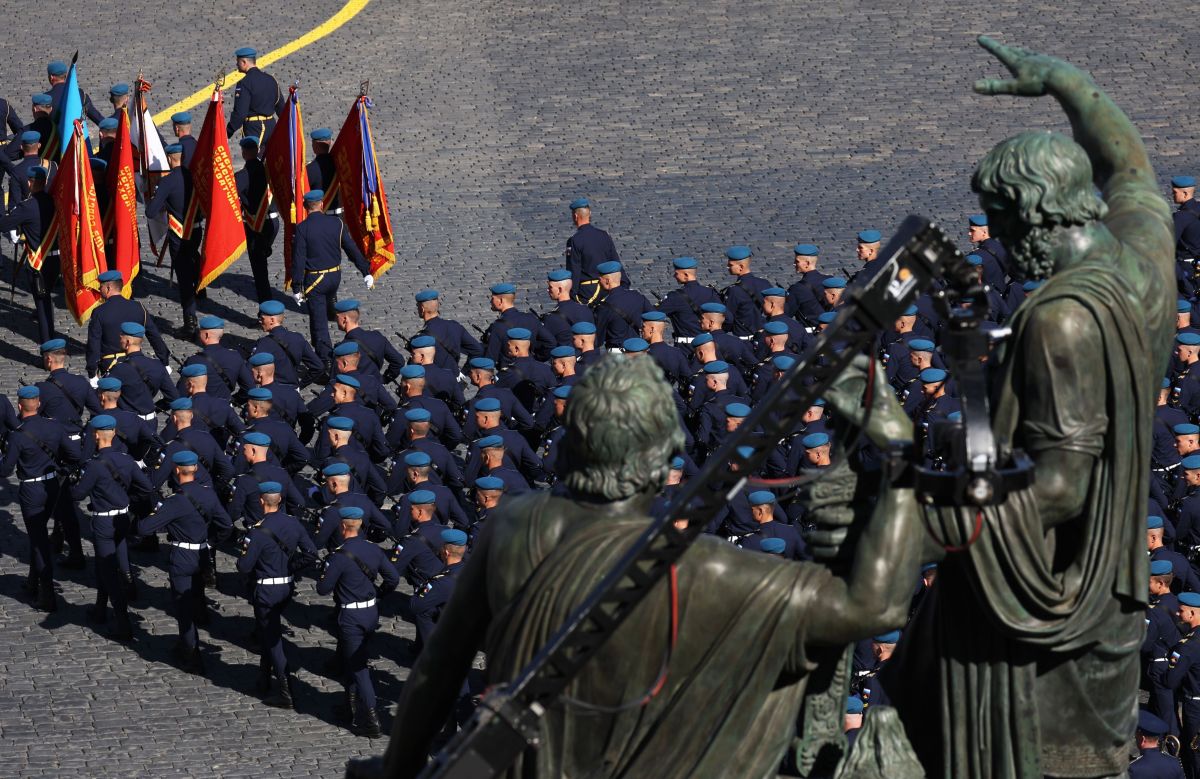 Imagini de la parada de Ziua Victoriei de la Moscova. A fost una dintre cele mai scurte din istoria recentă a Rusiei. FOTO